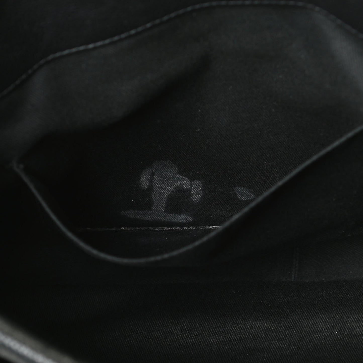 Caviar Quilted CC Timeless Soft Tote Black
