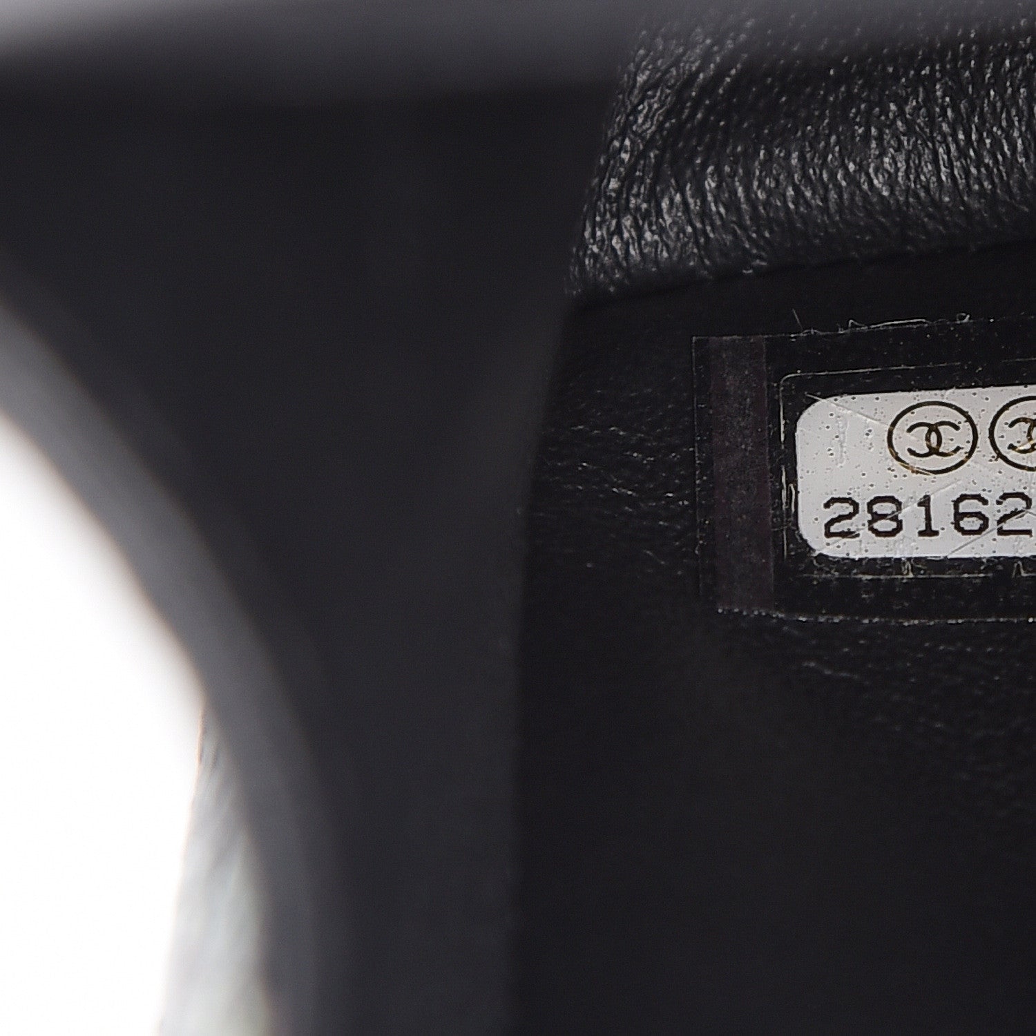 Chanel Calfskin Crocodile Embossed Graffiti 2.55 Mini Cocodile Reissue Flap Black Pink 7 of 11