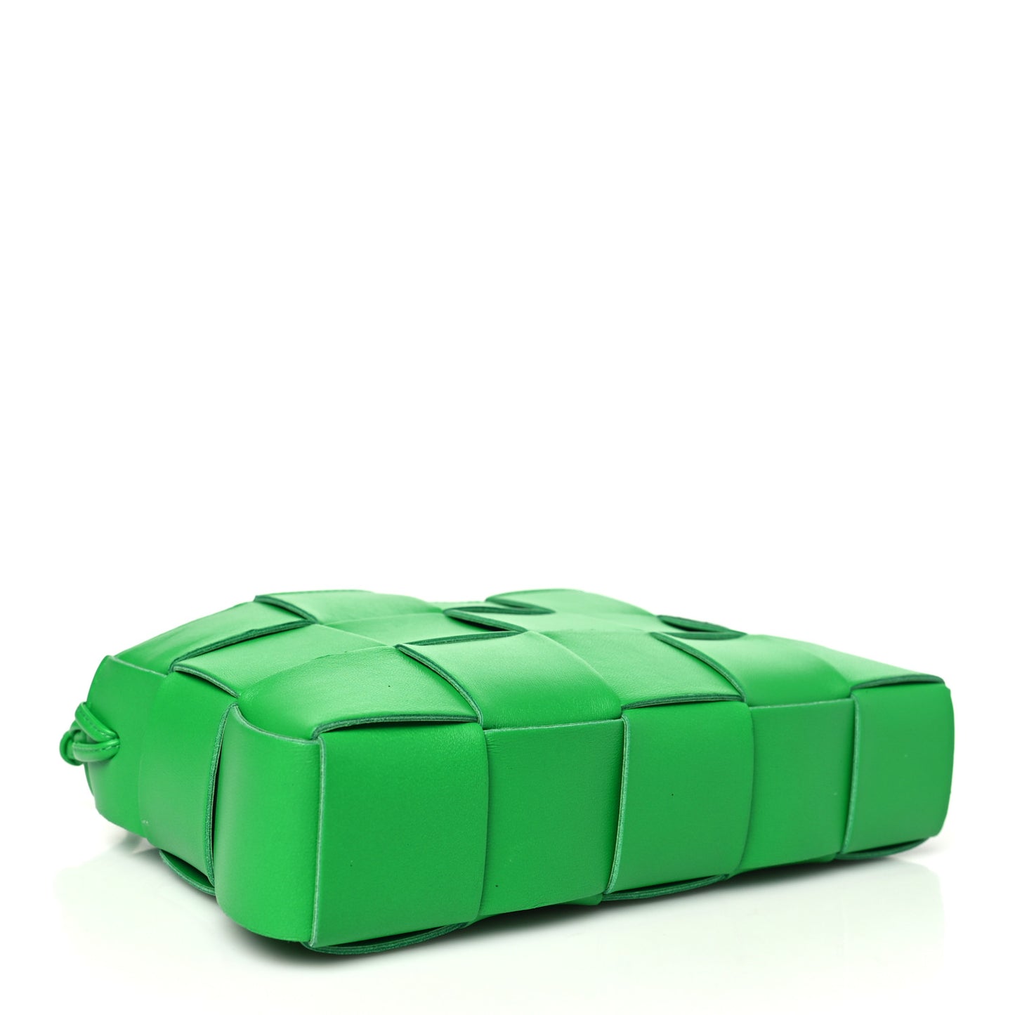 Calfskin Maxi Intrecciato Cassette Pouch On Strap Parakeet