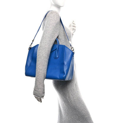Givenchy Sugar Goatskin Medium Antigona Bright Blue 2 of 10