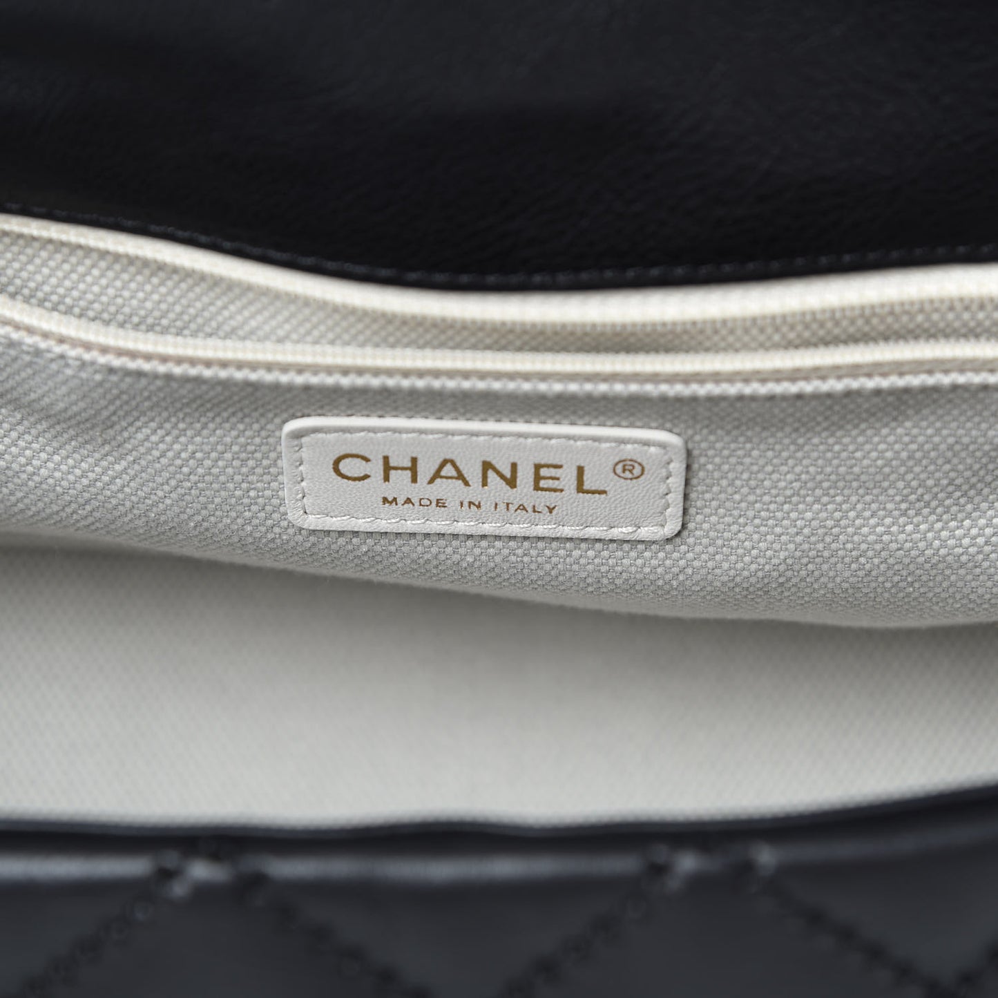 Calfskin Quilted Retro Chain Flap Black