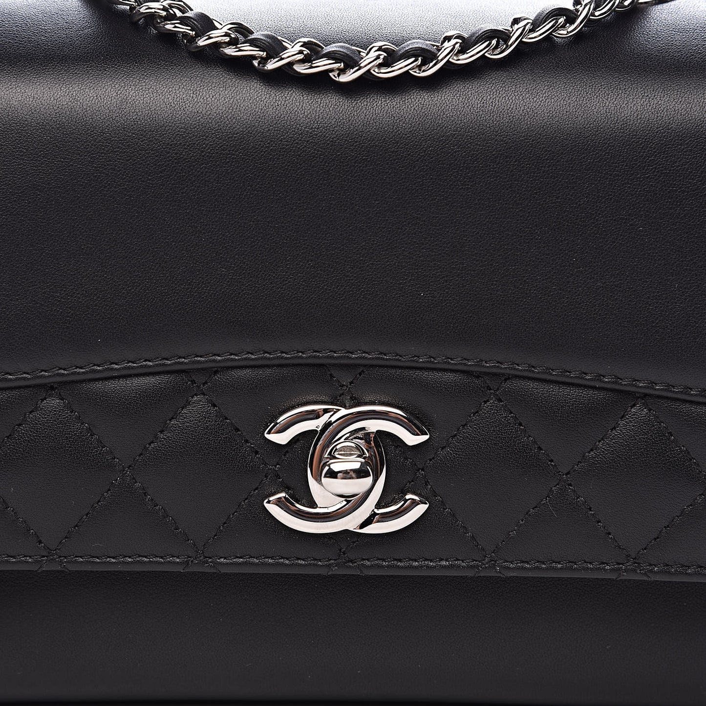 Calfskin Mini Tramezzo Flap Black
