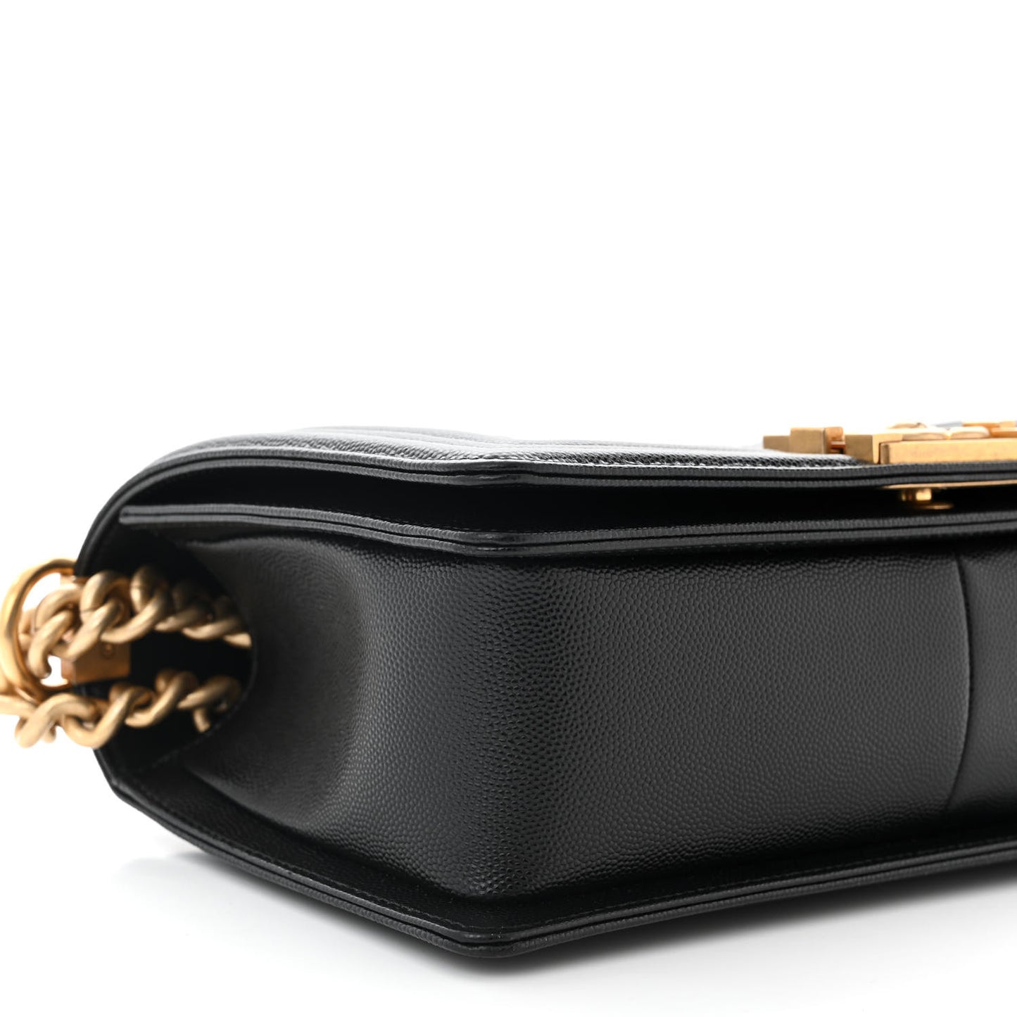 Caviar Quilted Medium Boy Flap Black