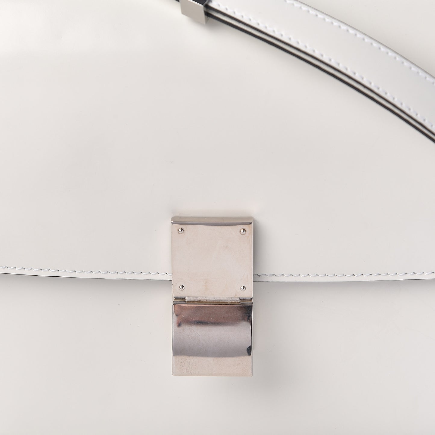 Spazzolato Calfskin Medium Classic Box Flap Bag Optic White