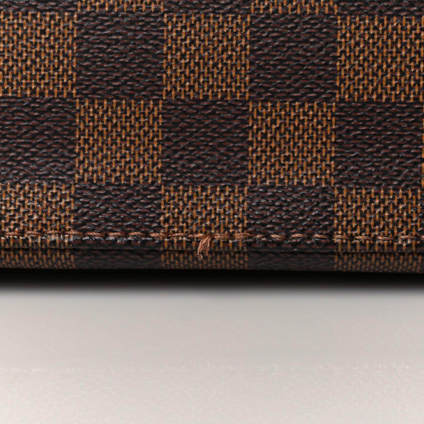 Damier Ebene Hampstead PM