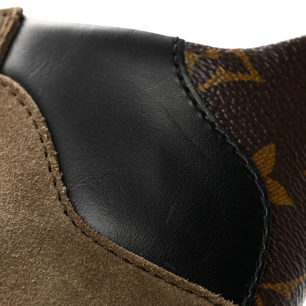 Louis Vuitton Suede Calfskin Monogram Laureate Platform Desert Boots 38 Kaki 11 of 11