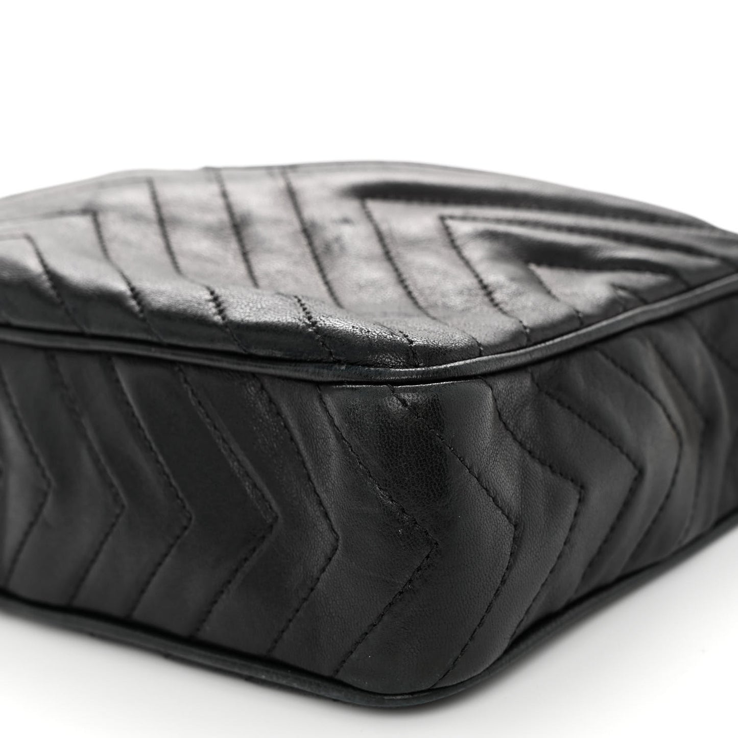 Lambskin Chevron Quilted Tassel Camera Case Black