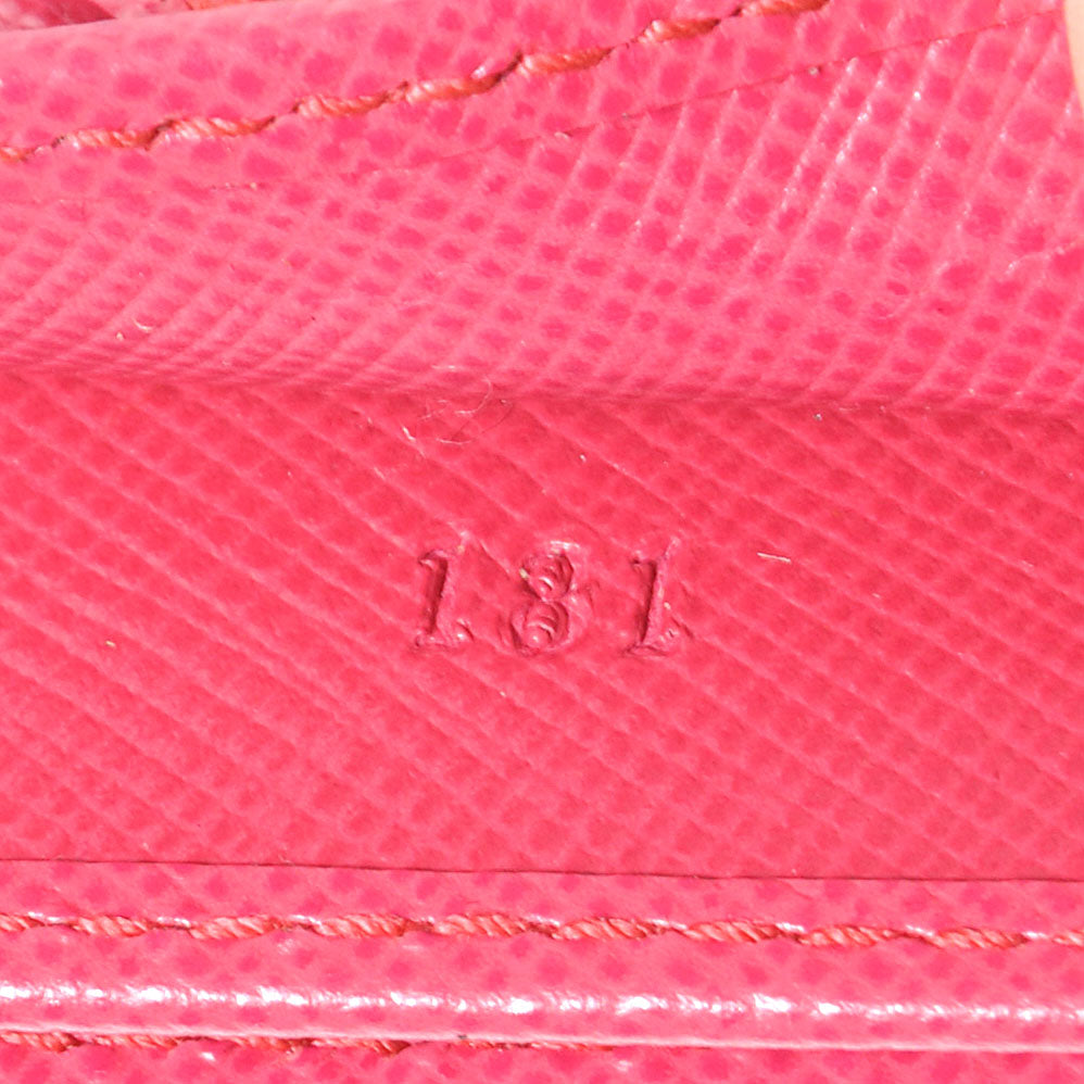 Saffiano Oro Gusseted Card Holder Peonia