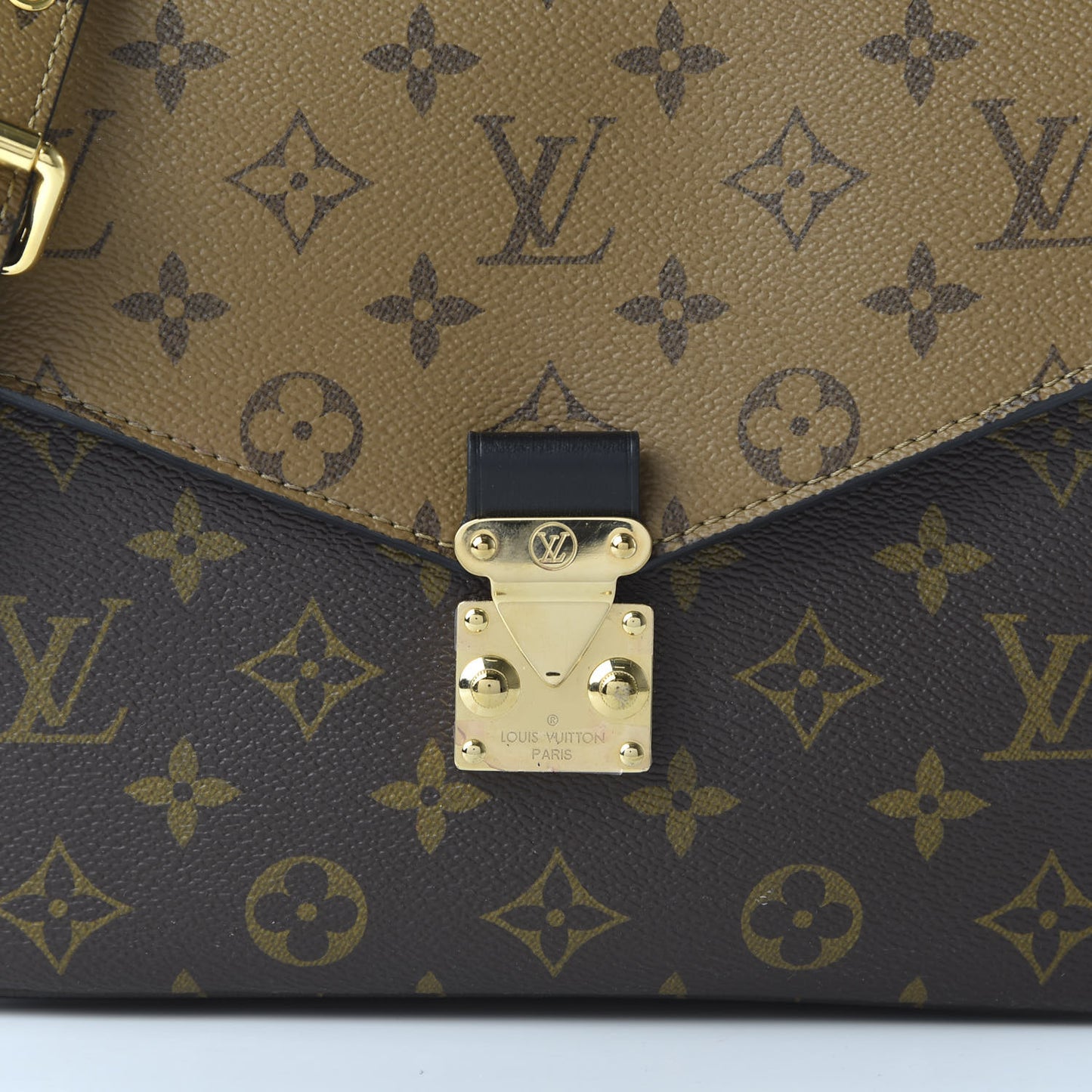 Reverse Monogram Pochette Metis