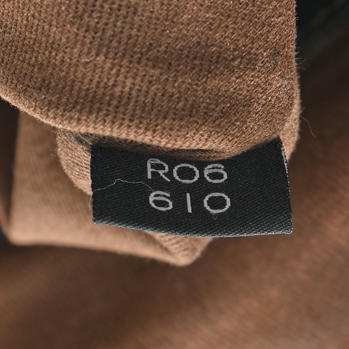 Calfskin Quilted Stam Black