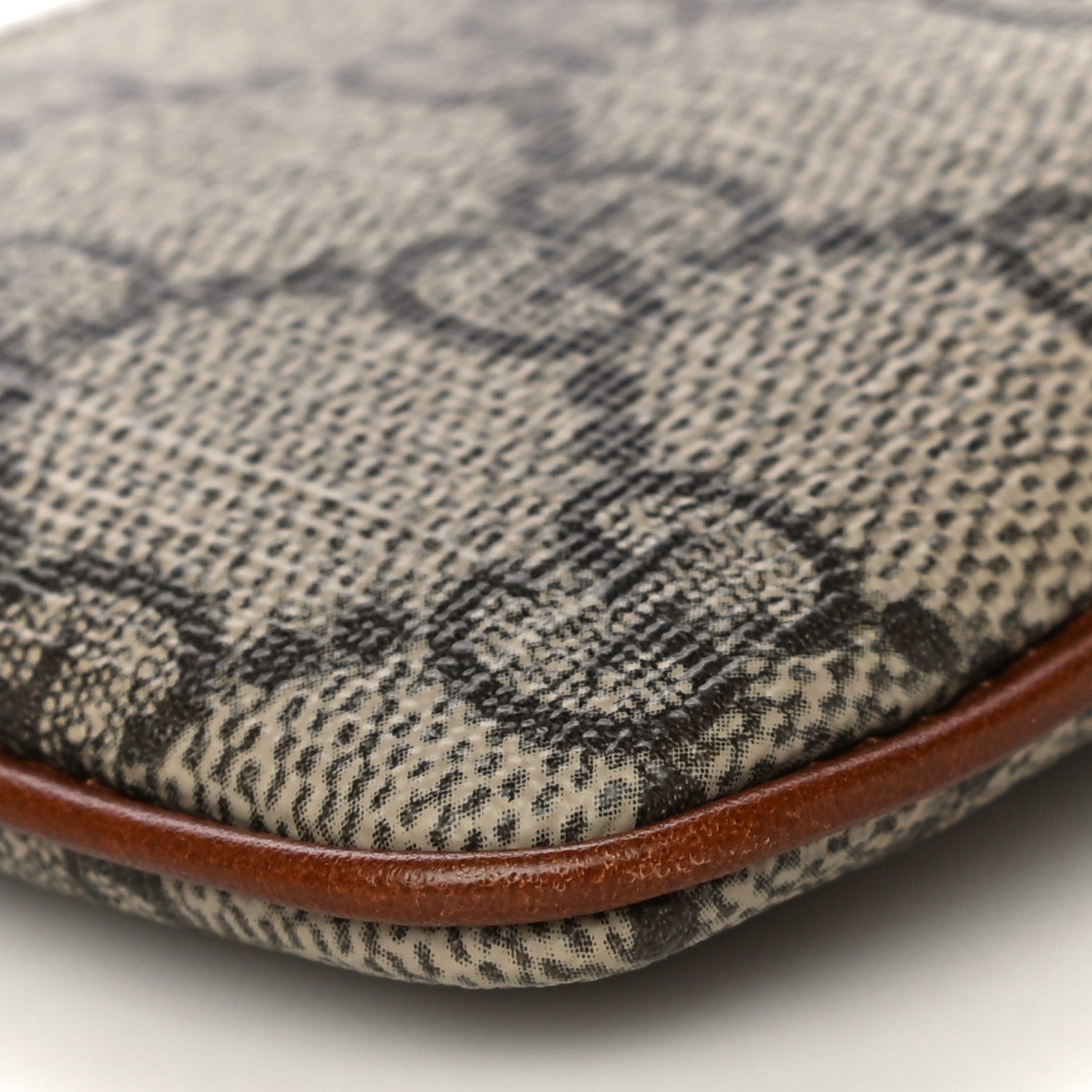 Gucci GG Supreme Monogram Key Case Brown 9 of 11