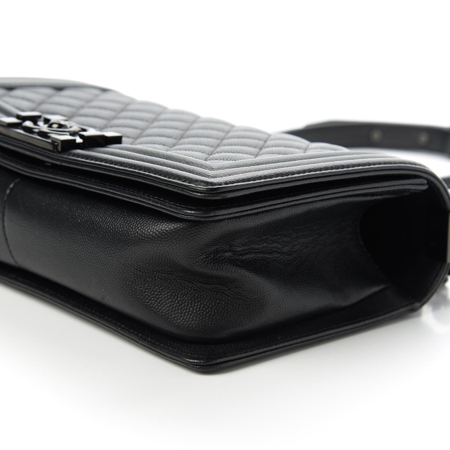 Chanel Caviar Quilted Medium Boy Flap So Black 7 of 11