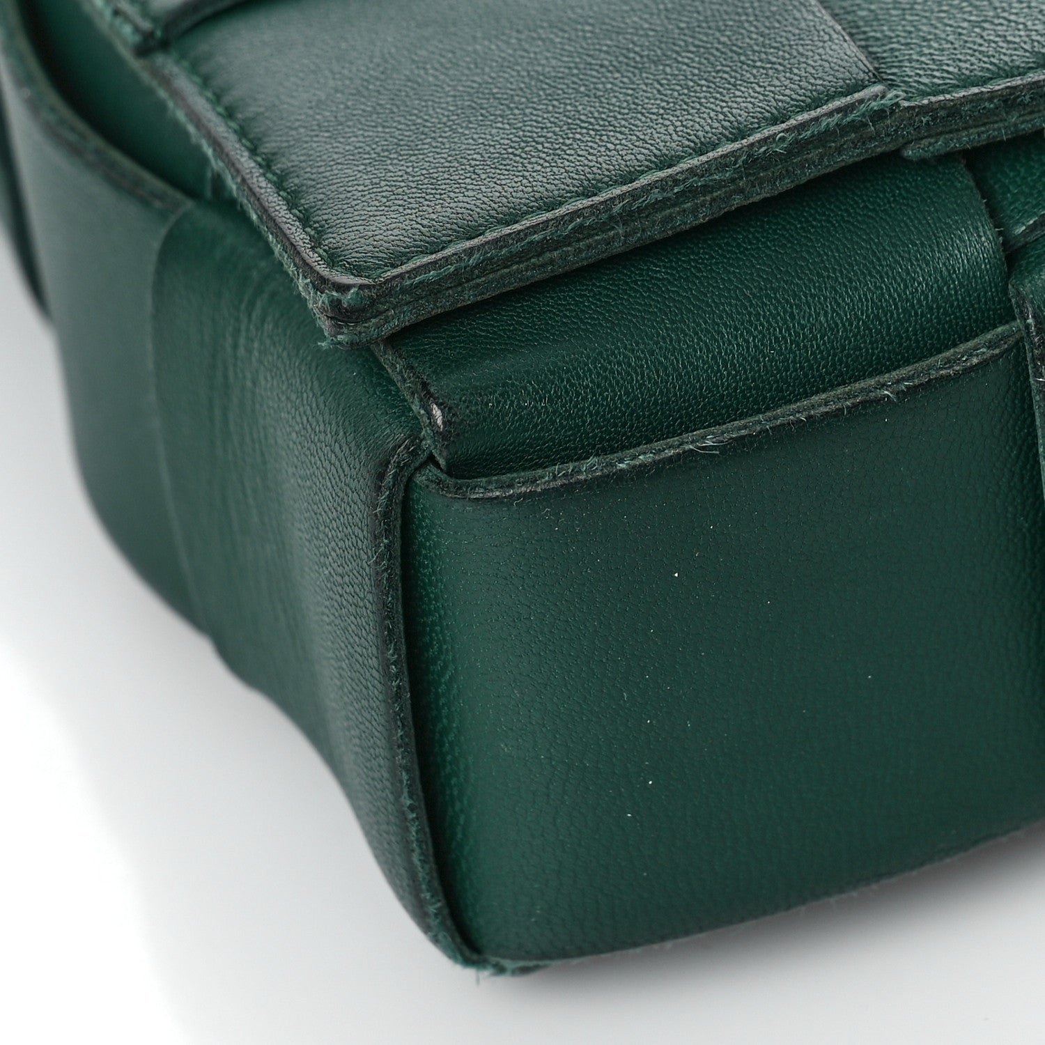 Bottega Veneta Lambskin Maxi Intrecciato Cassette Crossbody Bag Raintree Green 6 of 7