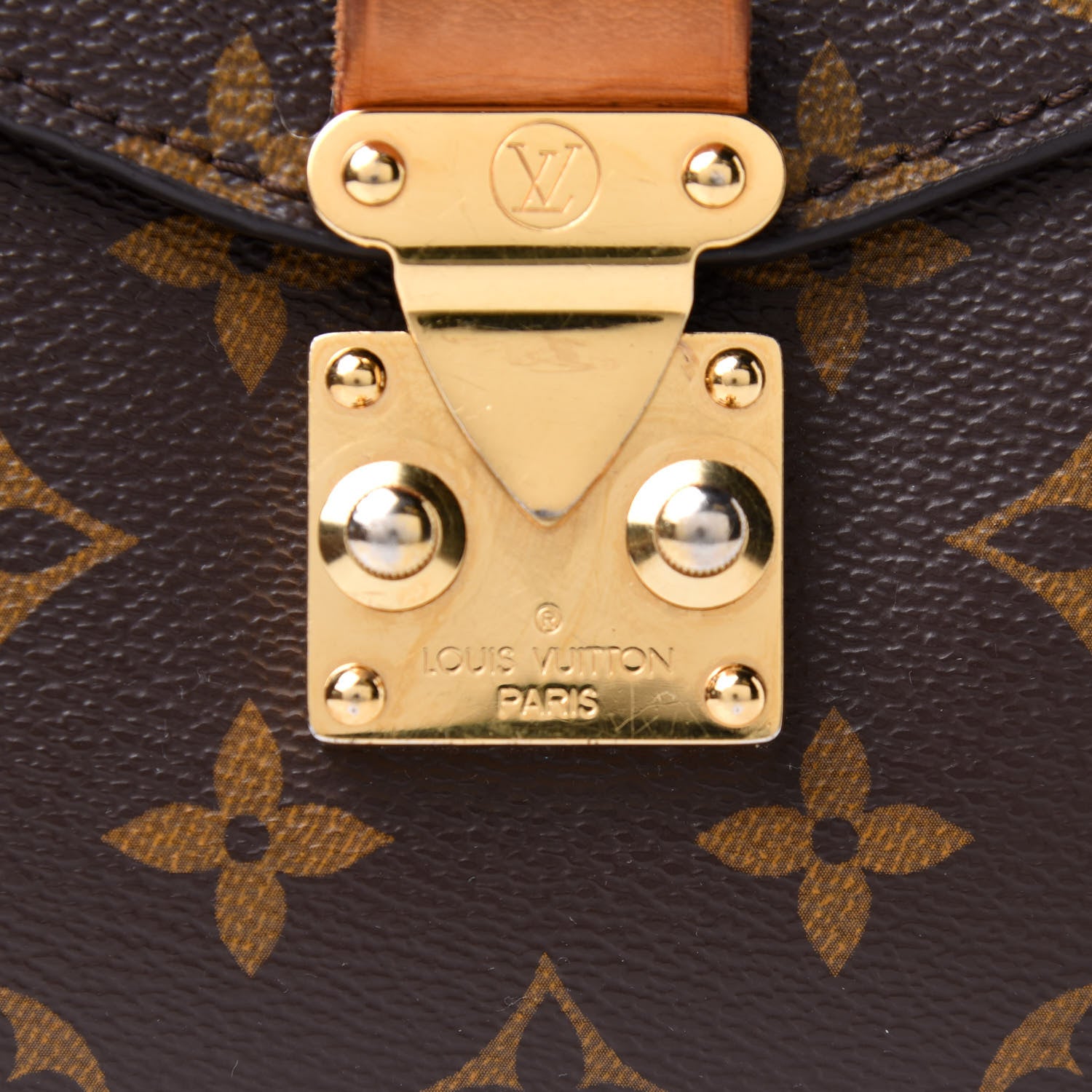 Louis Vuitton Monogram Pochette Metis 9 of 14