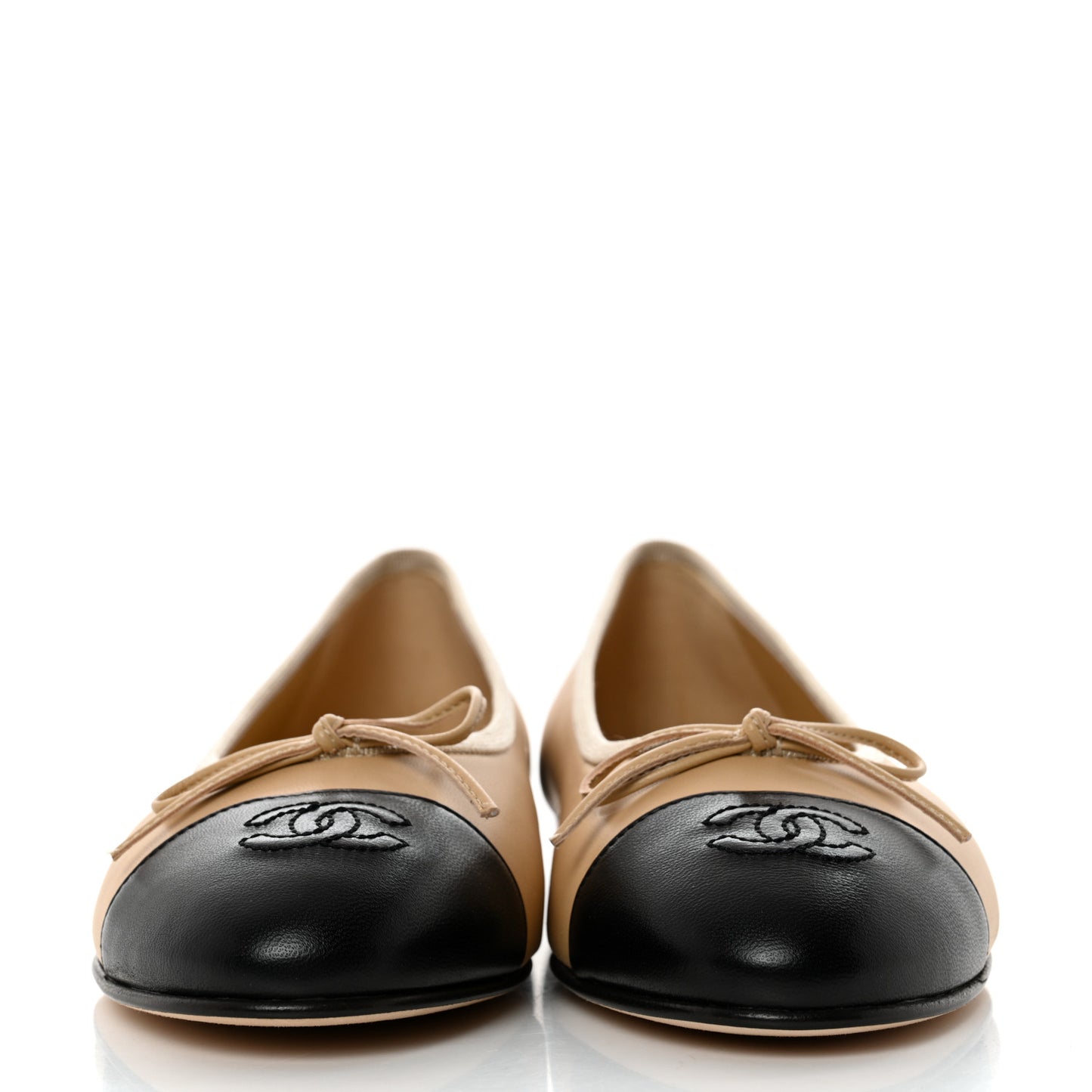 Lambskin Cap Toe CC Ballerina Flats 39 Beige Black