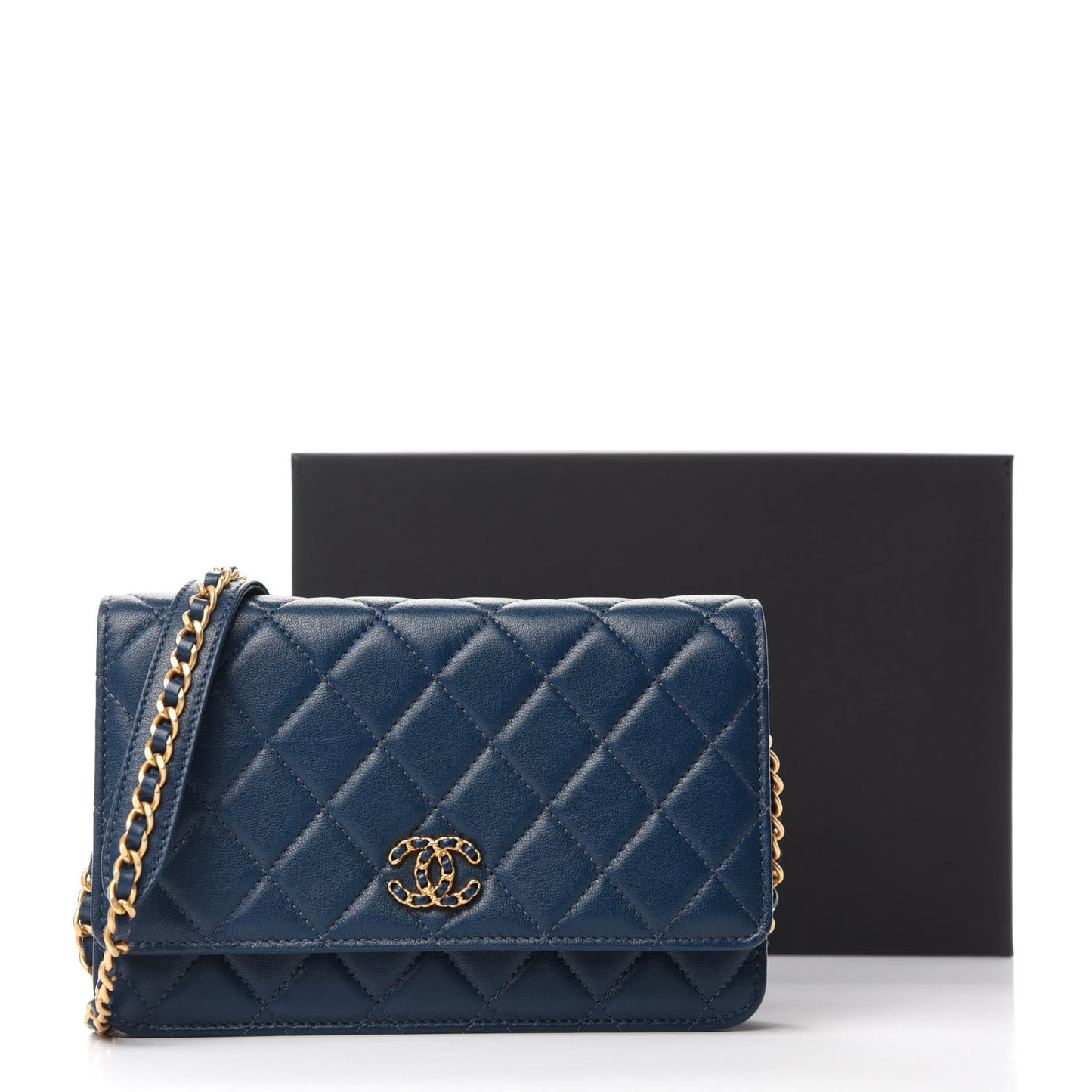 Lambskin Quilted Infinity Wallet On Chain WOC Blue