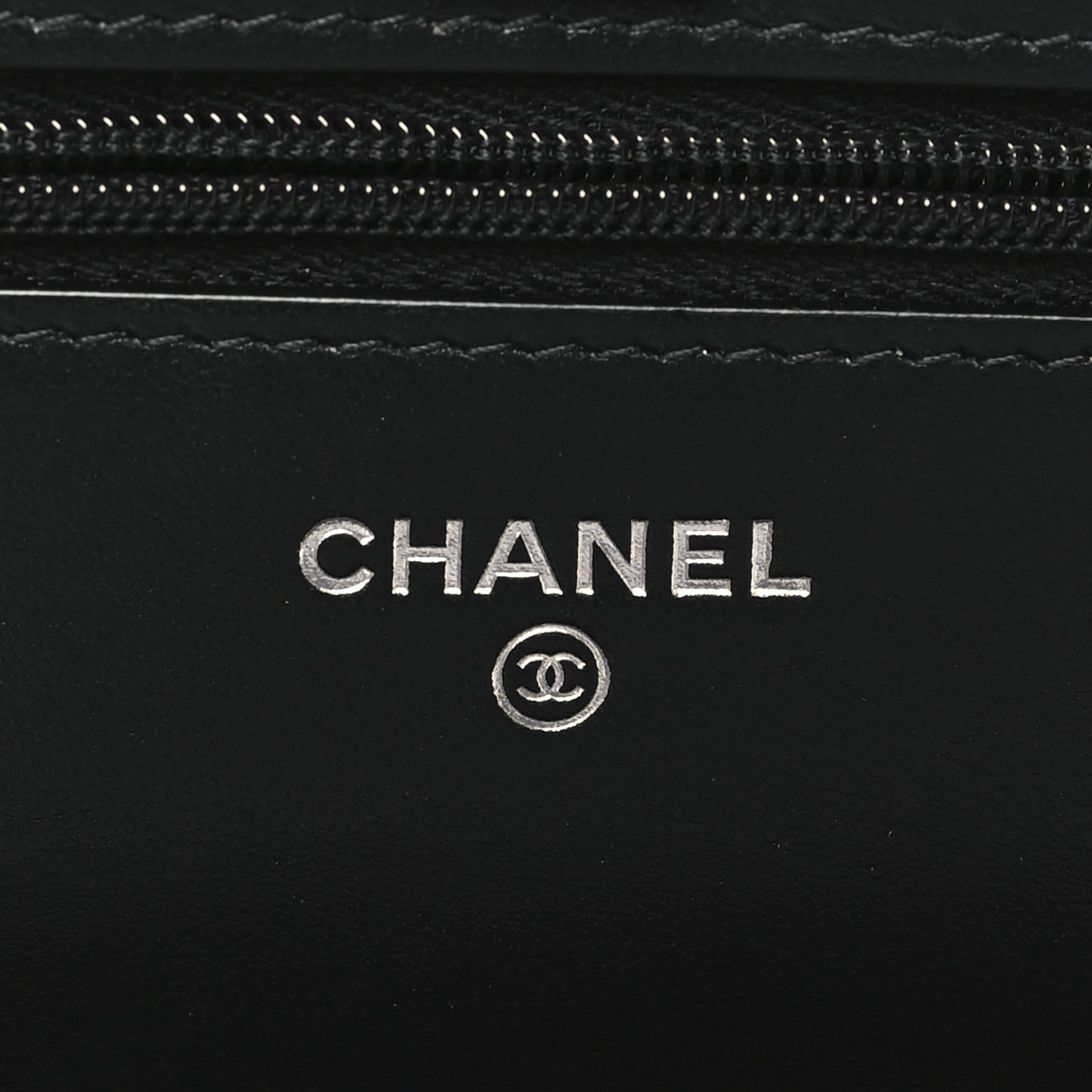 Shiny Crumpled Calfskin Strass Quilted Top Handle Wallet On Chain WOC Black