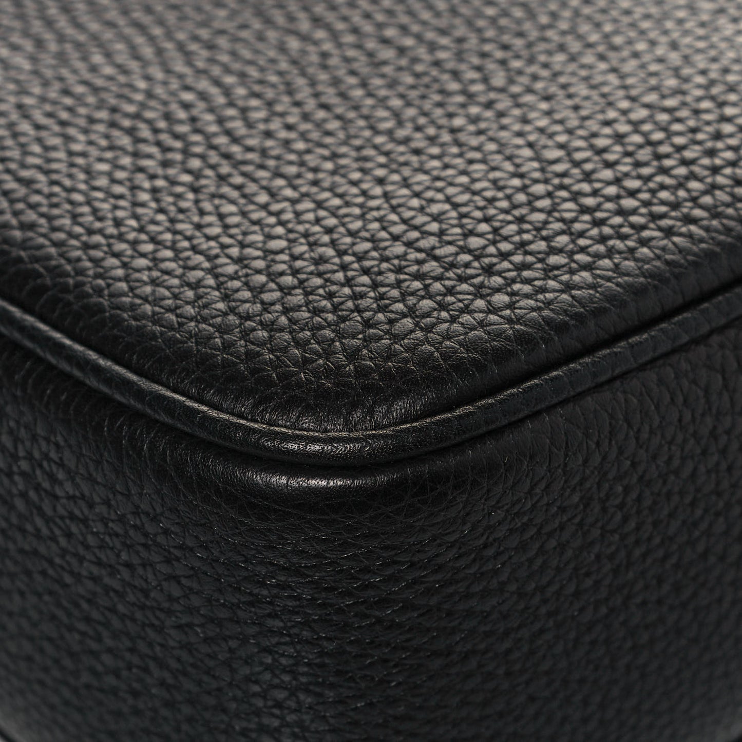 Pebbled Calfskin Small Soho Disco Bag Black