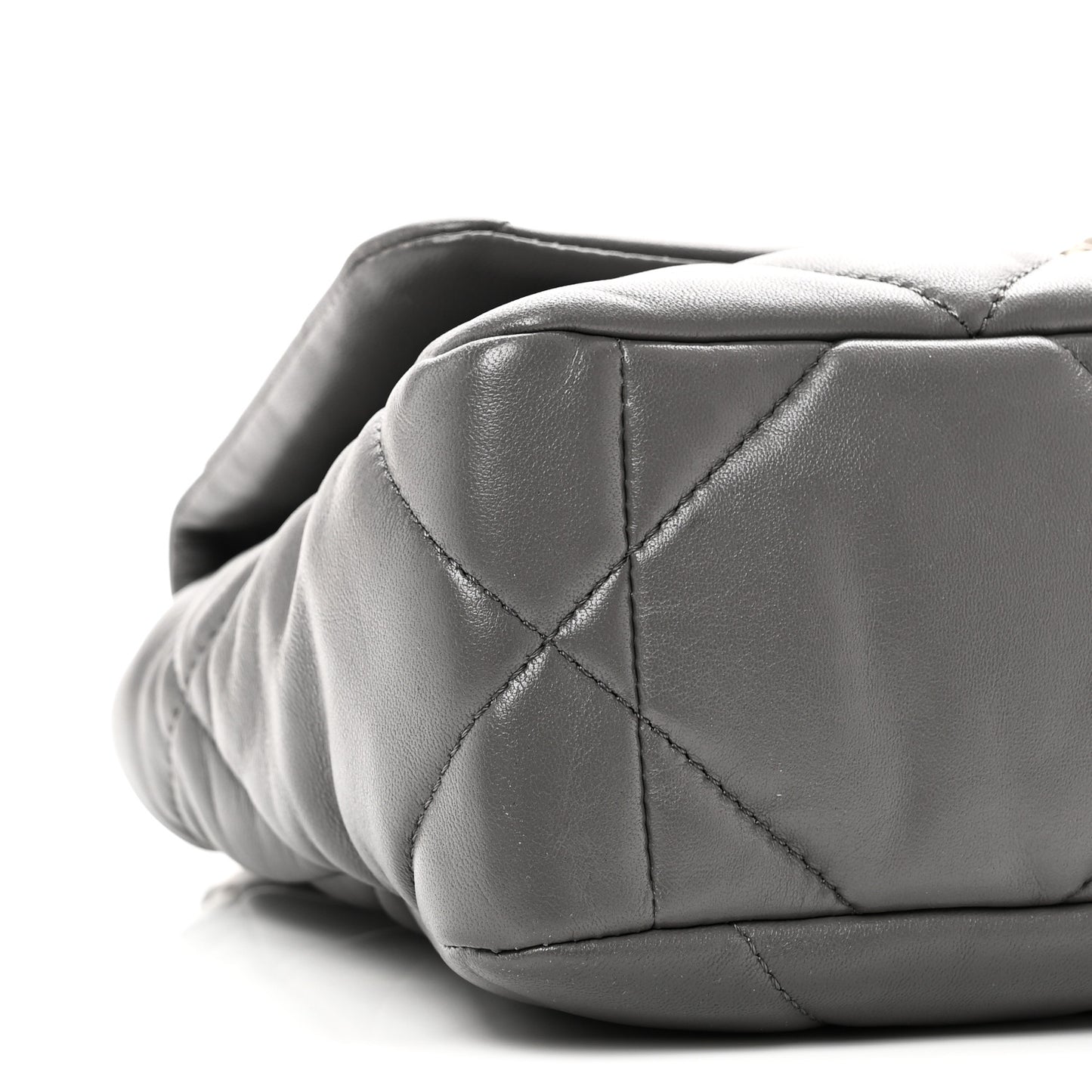 Lambskin Quilted Medium Chanel 19 Flap Grey