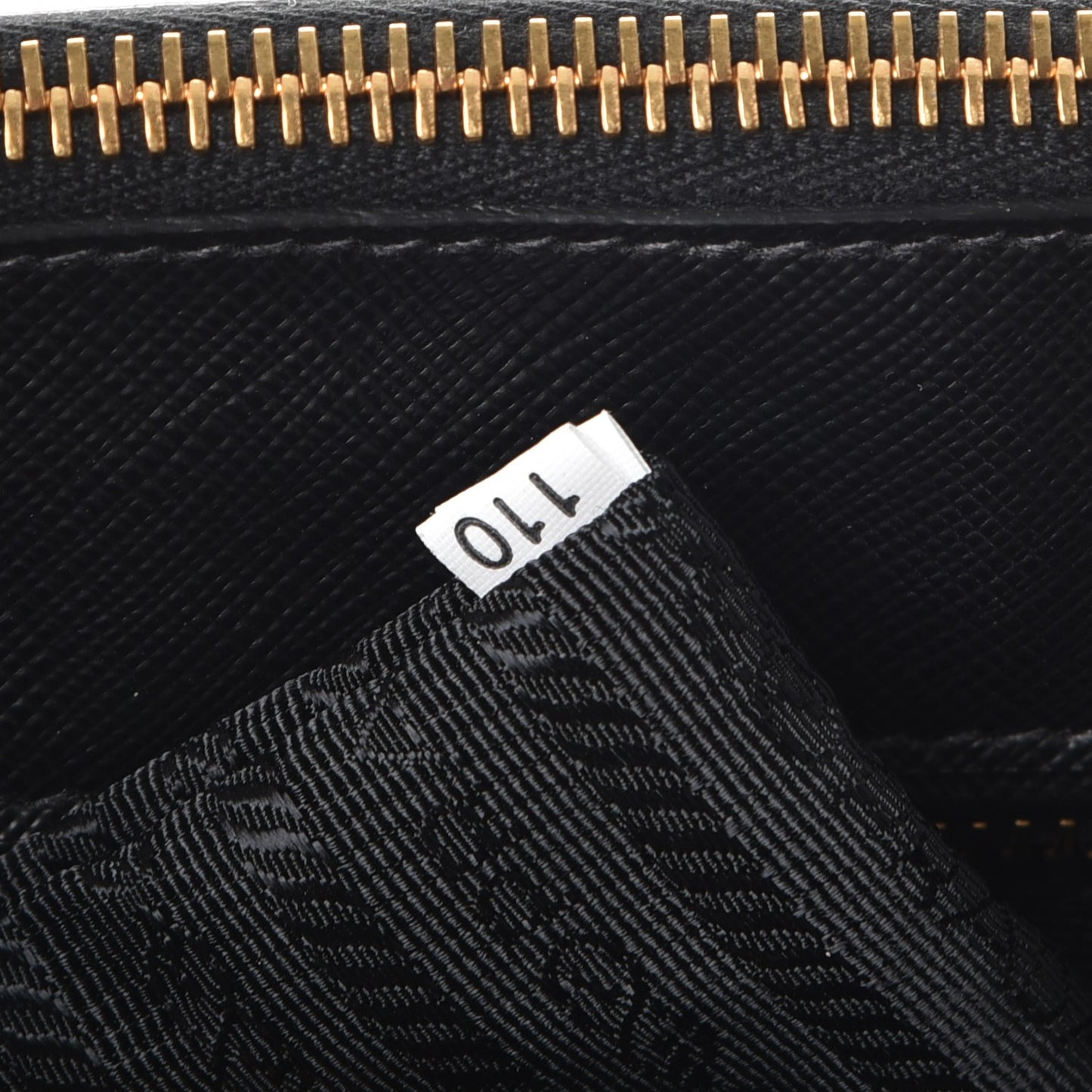 Saffiano Lux Small Galleria Double Zip Tote Black