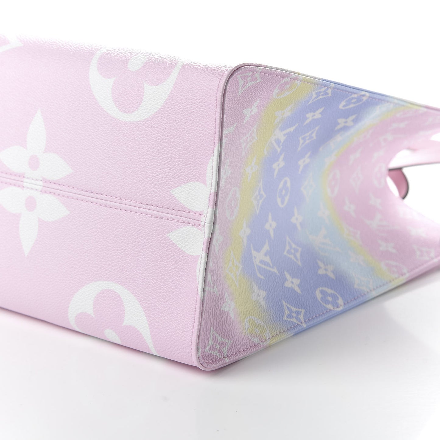 Monogram Escale Onthego GM Pastel