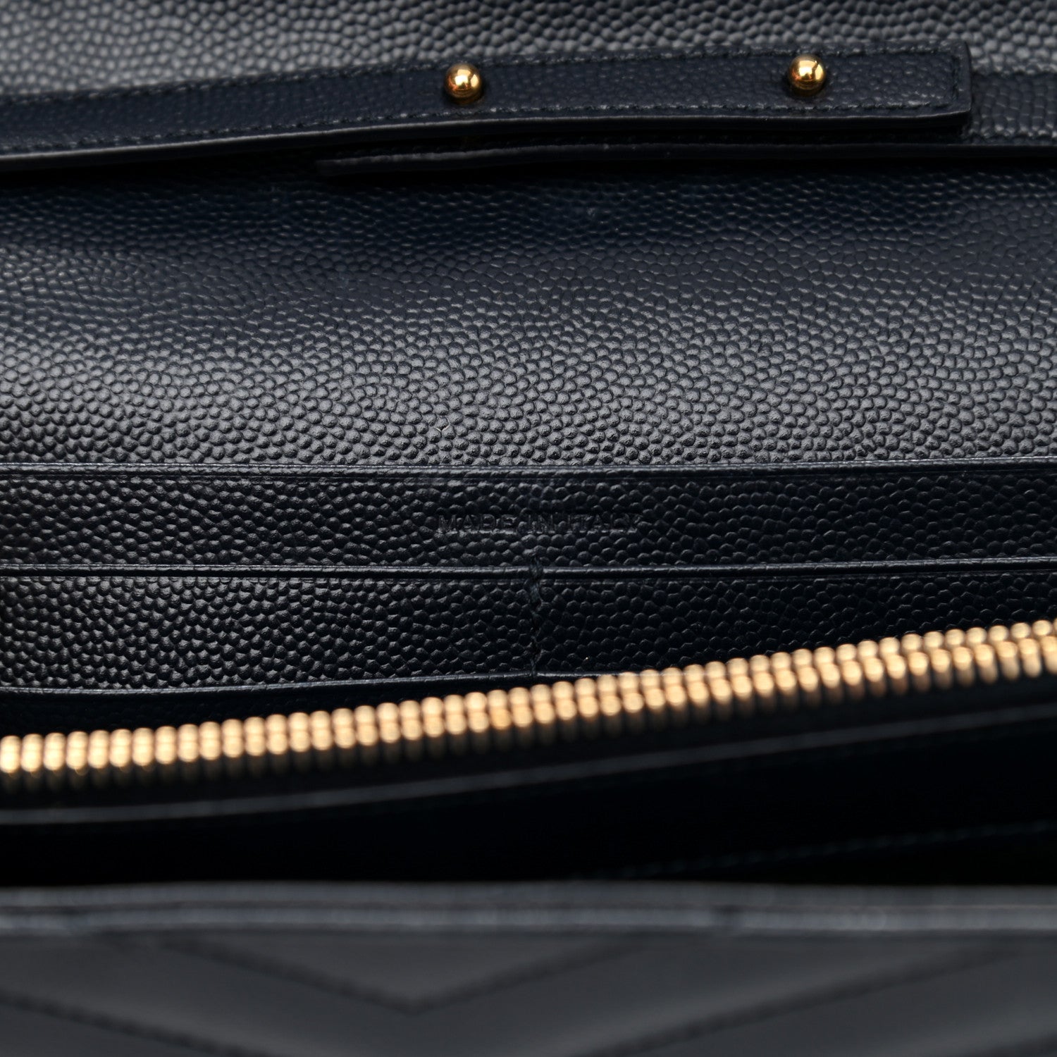 Saint Laurent Grain De Poudre Matelasse Chevron Monogram Chain Wallet Navy 7 of 15