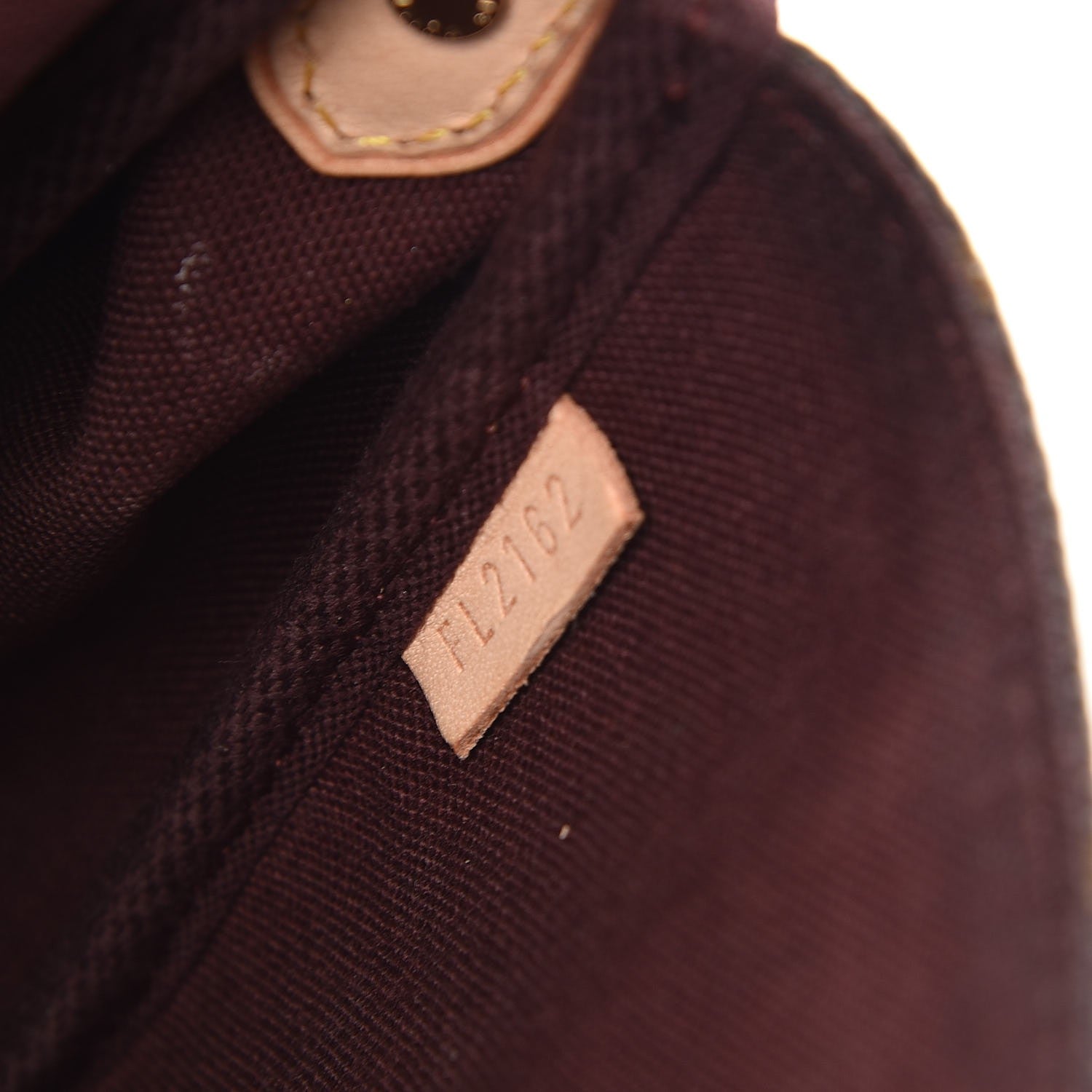 Louis Vuitton Monogram Favorite MM 7 of 7