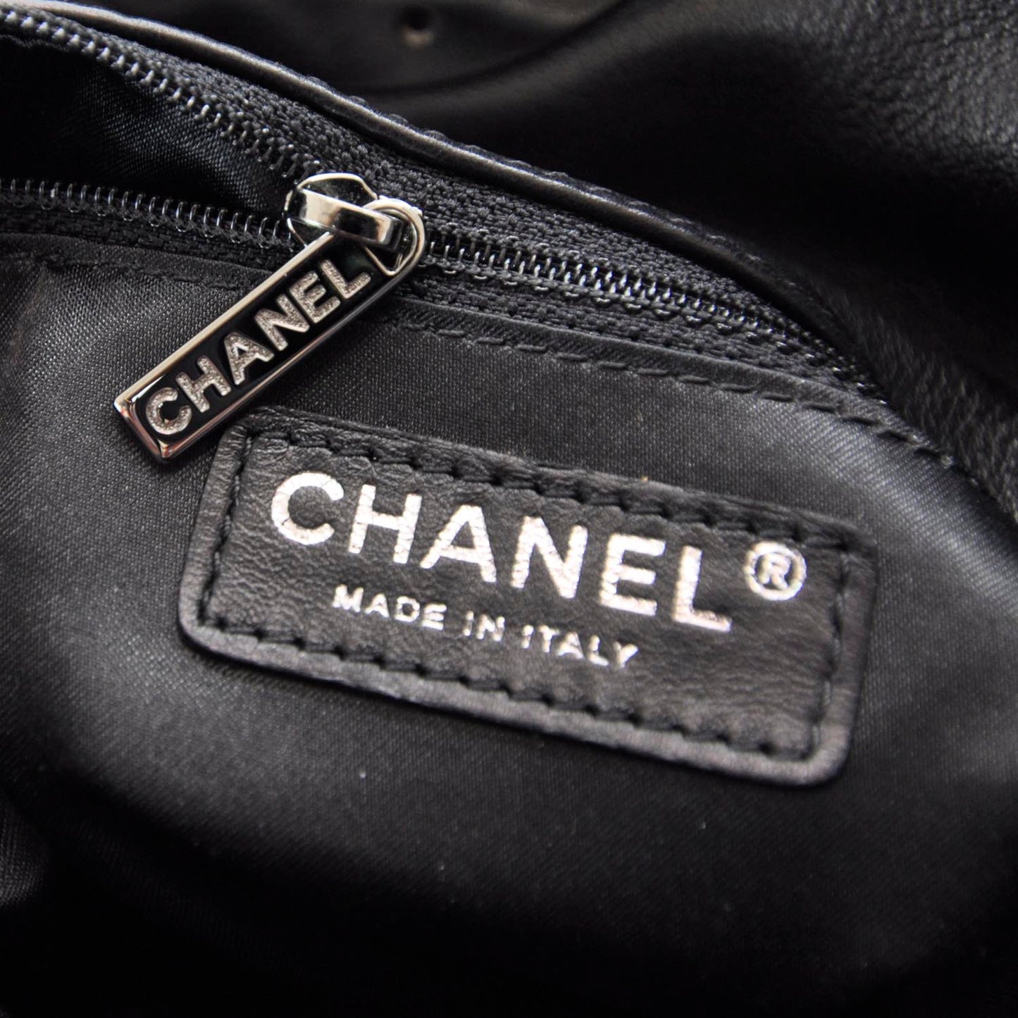 Lambskin Quilted New Lock Flap Black