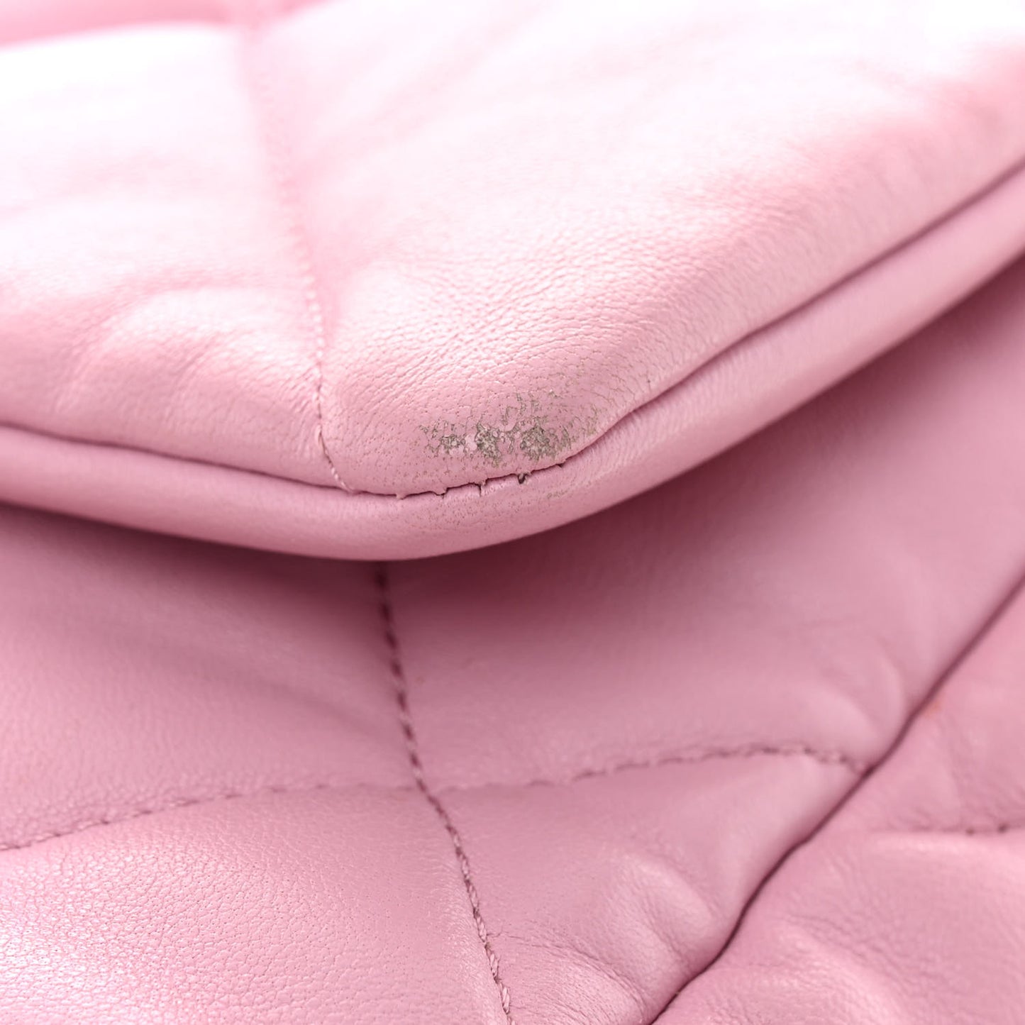 Lambskin Quilted Medium Chanel 19 Flap Pink
