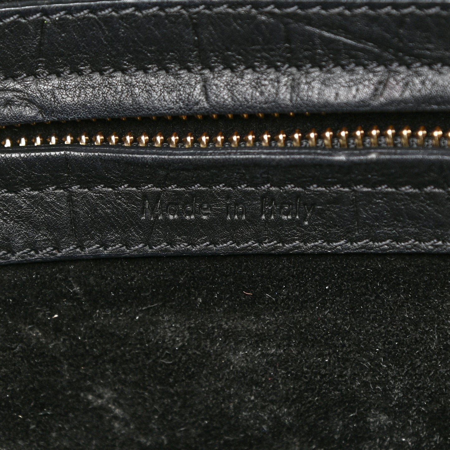 Crocodile Embossed CELINE Calfskin Crocodile Embossed Medium Phantom Luggage Black Medium Phantom Luggage Black