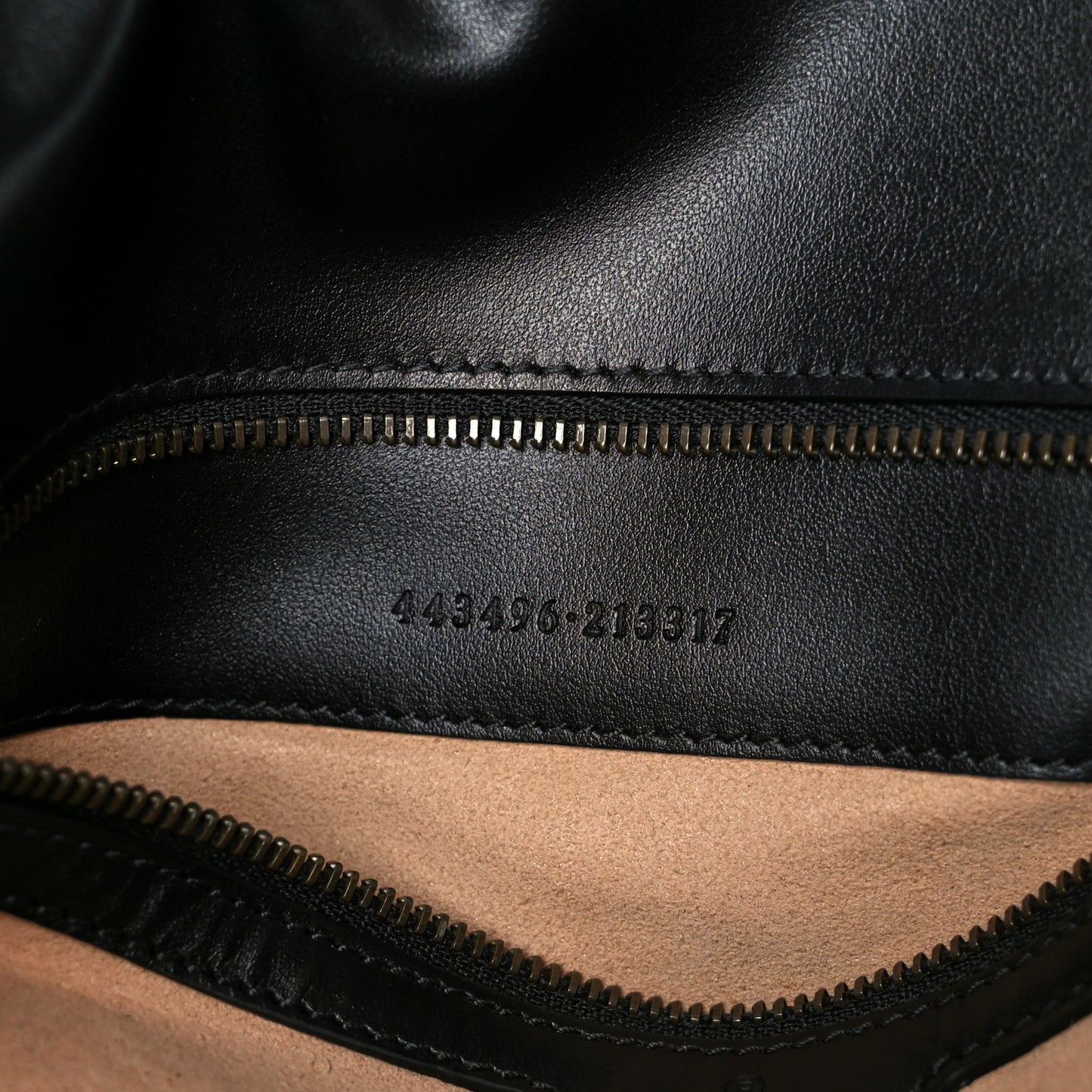 Calfskin Matelasse Medium GG Marmont Shoulder Bag Black