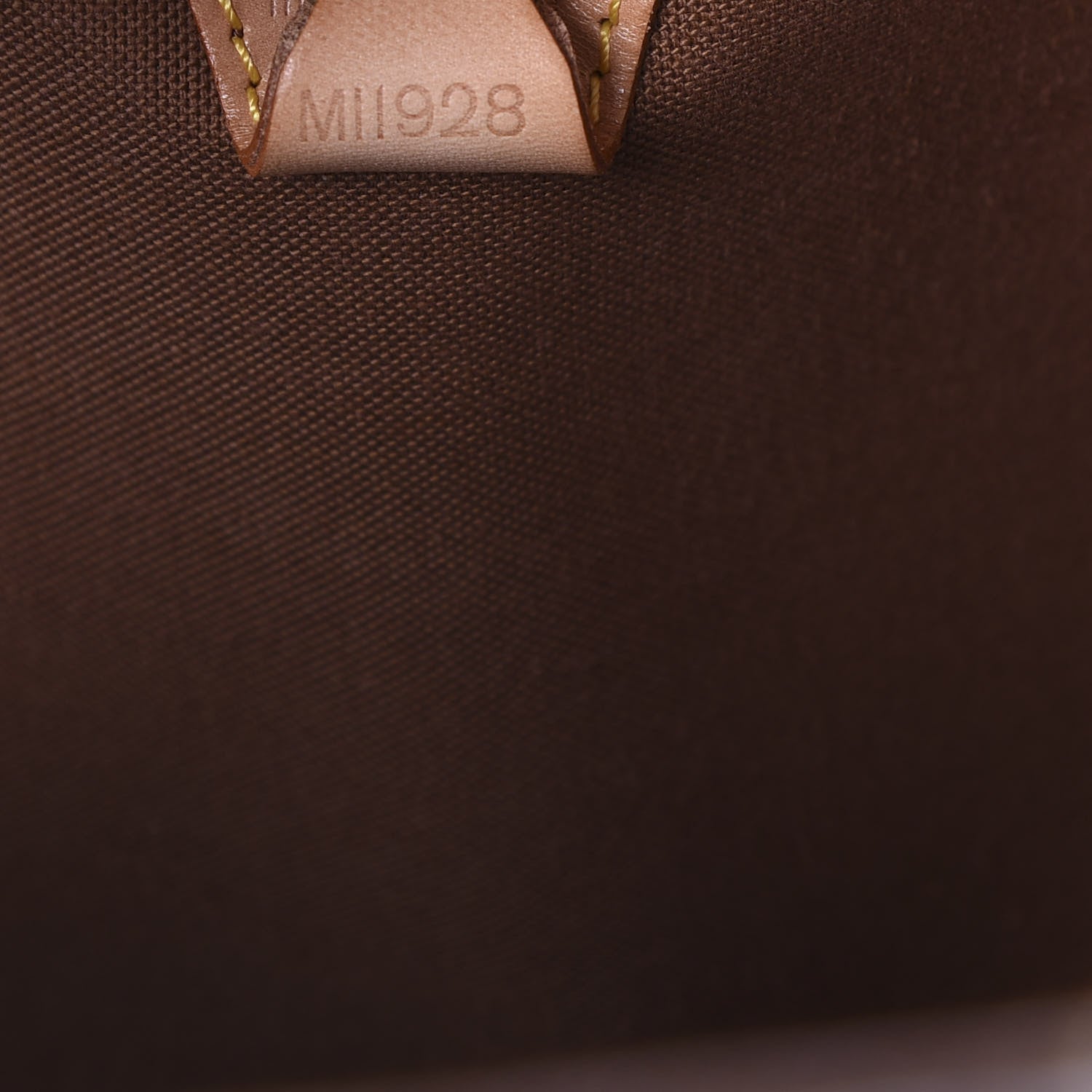 Louis Vuitton Monogram Ellipse MM 6 of 9