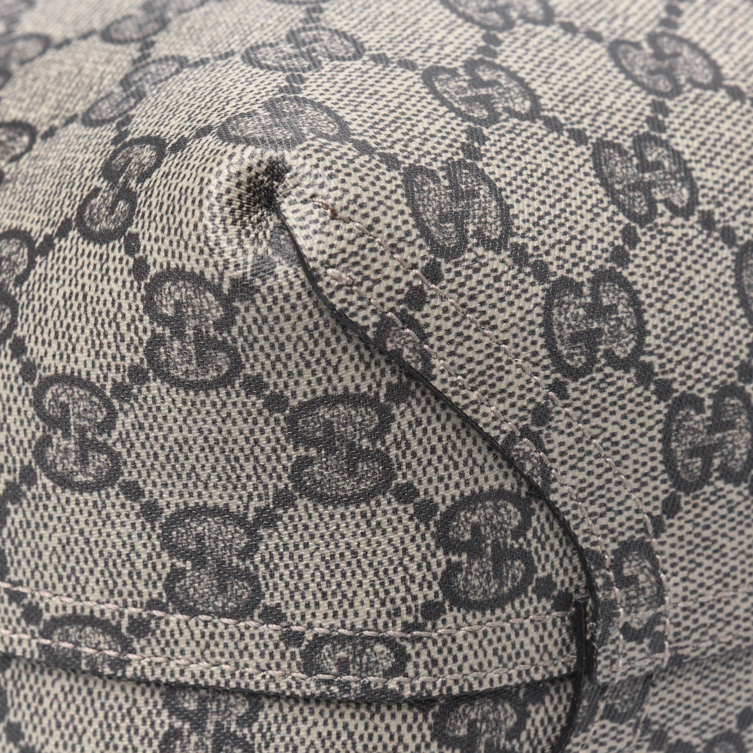 Gucci GG Supreme Medium Reversible Tote Beige Red 18 of 19