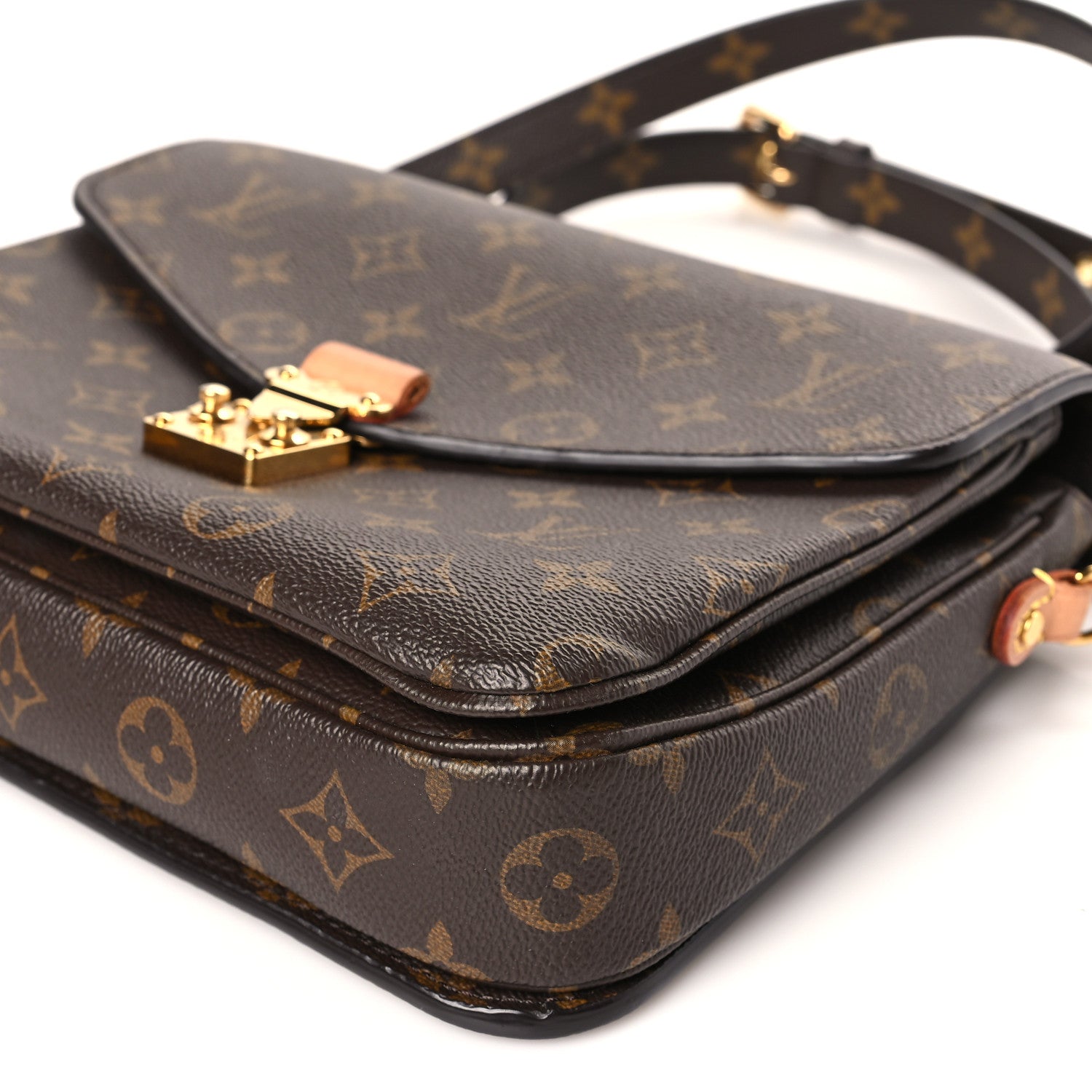 Louis Vuitton Monogram Pochette Metis 8 of 8