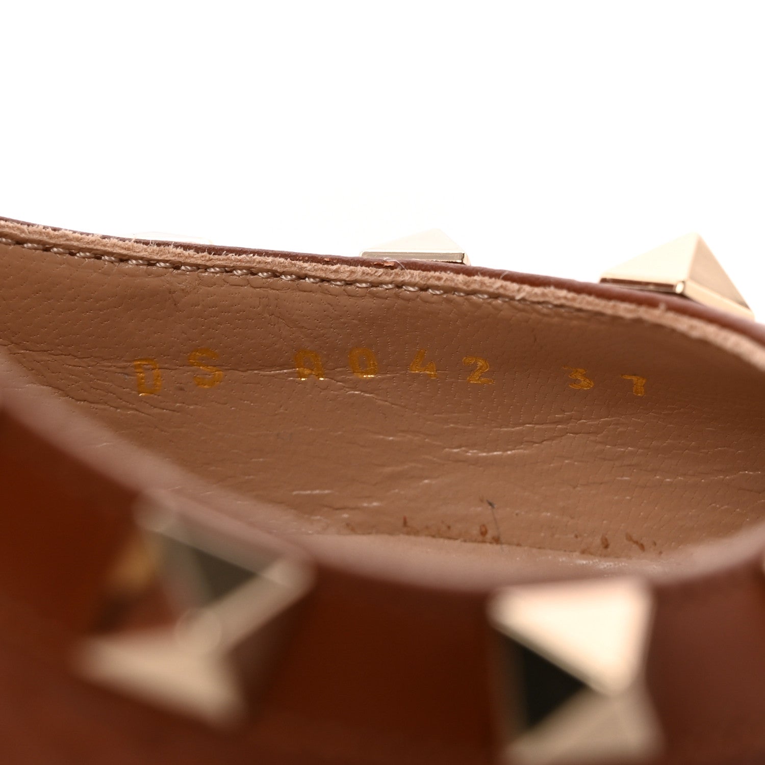 Valentino Garavani Pebbled Calfskin Rockstud 85mm Pumps 37 Cuoio 9 of 16