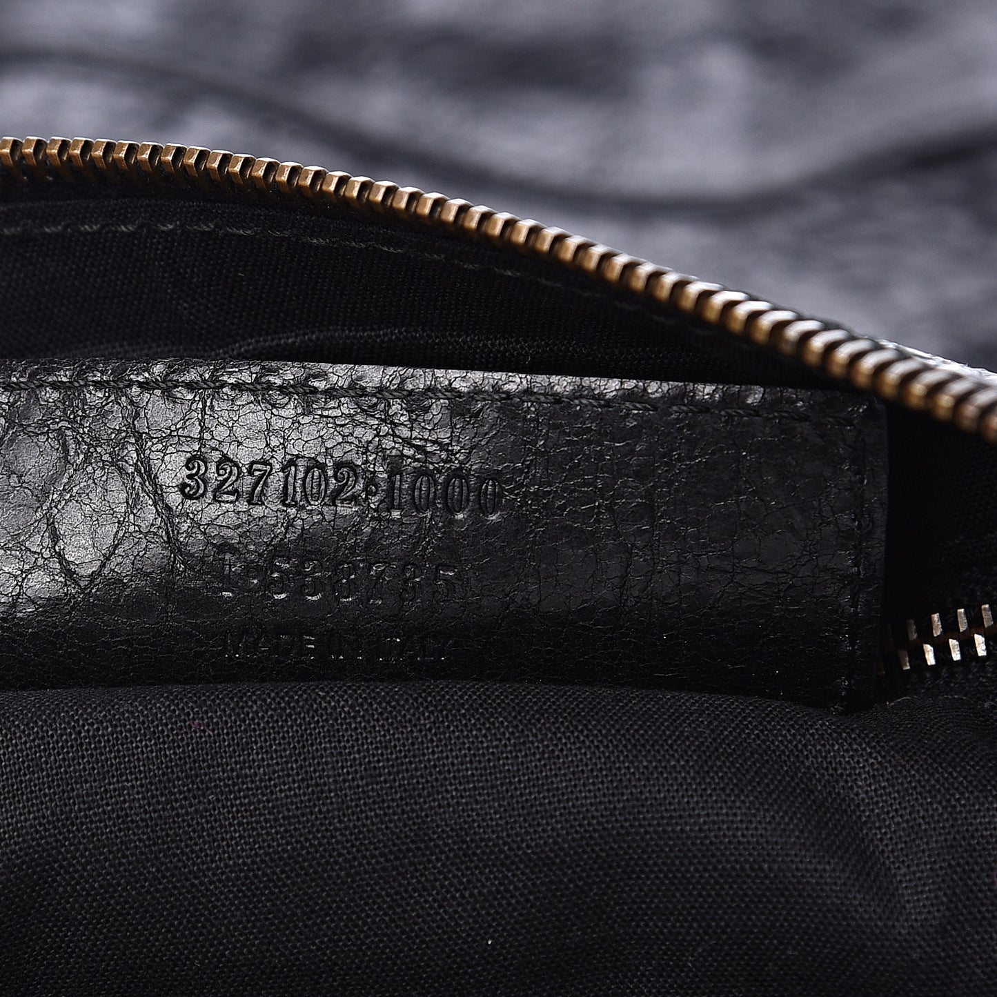Agneau Cross Day Messenger Black