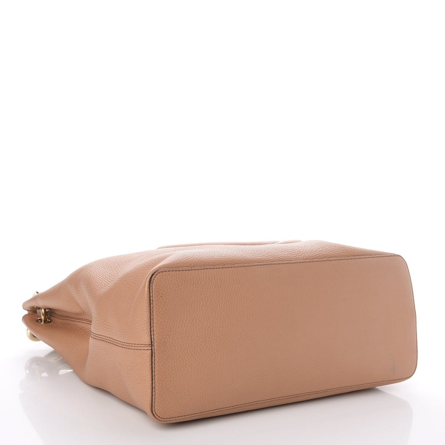 Pebbled Calfskin Large Soho Hobo Camelia