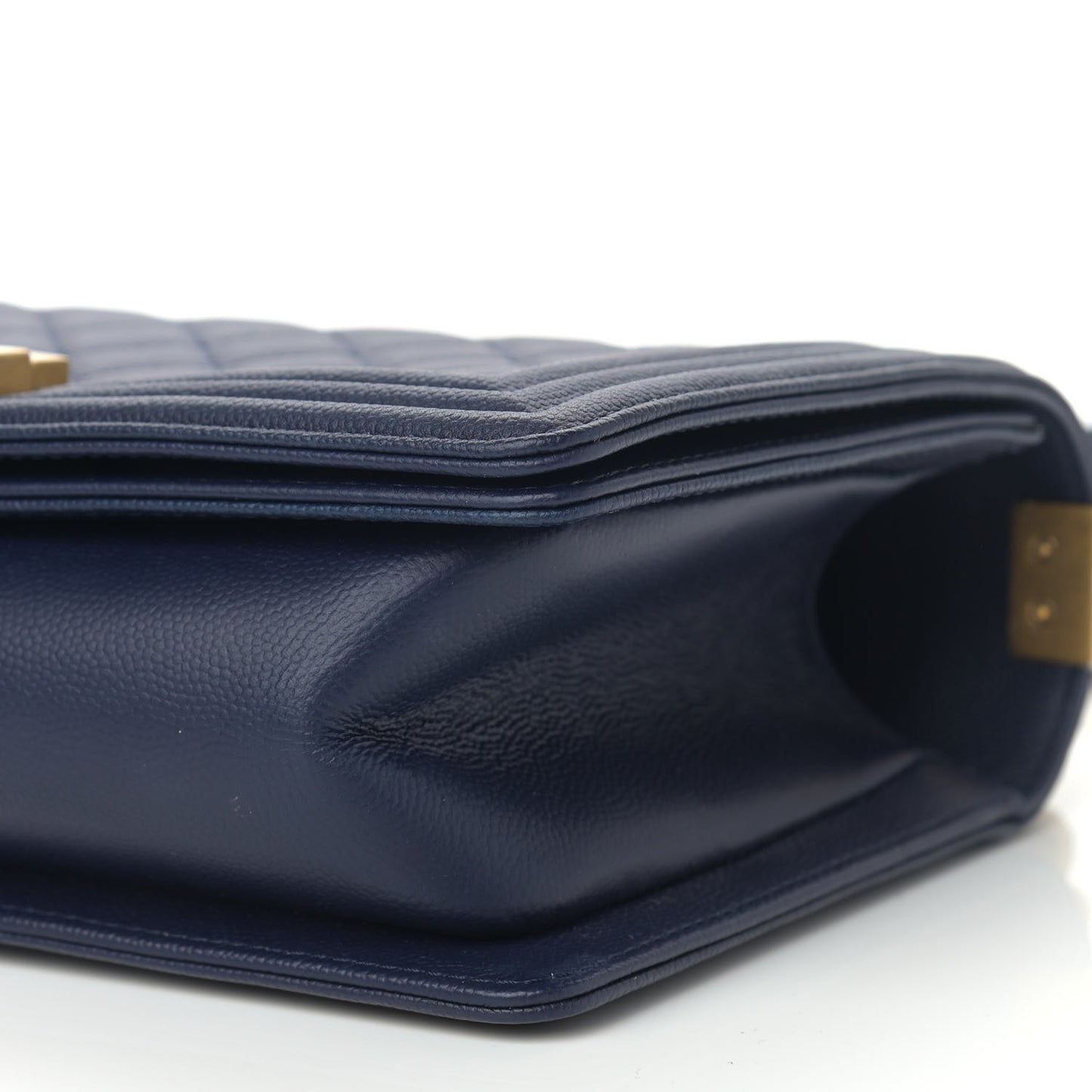 Caviar Quilted Medium Boy Flap Navy