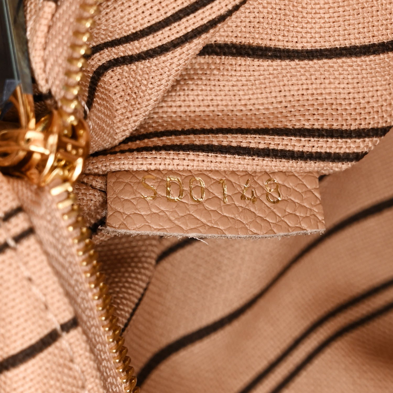 Louis Vuitton Empreinte Artsy MM Papyrus 7 of 10