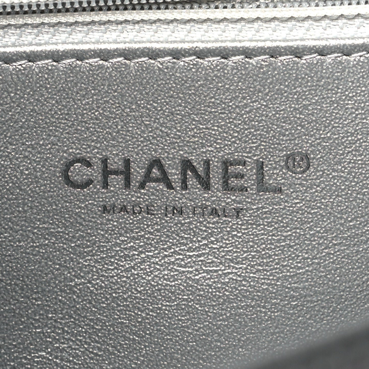 Metallic Caviar Quilted Medium CC Filigree Flap Silver