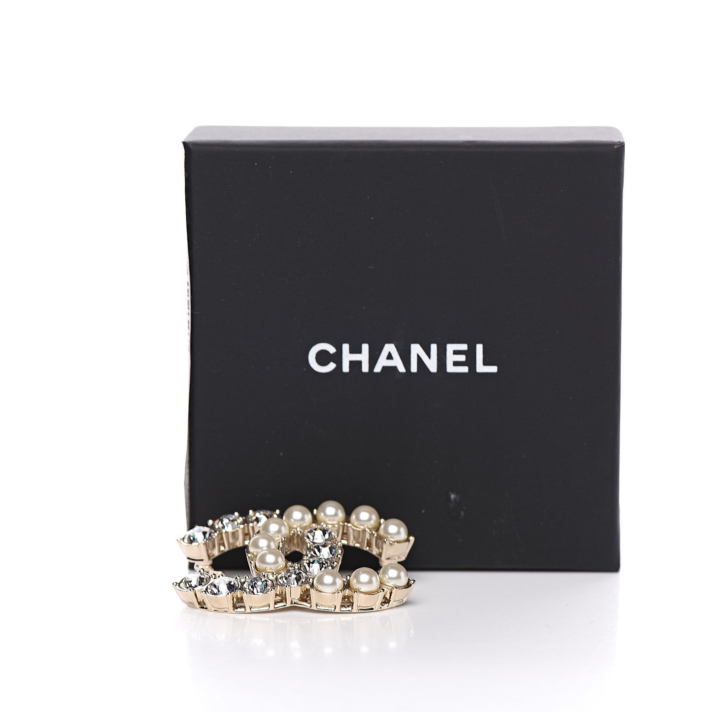Pearl Crystal CC Brooch Gold