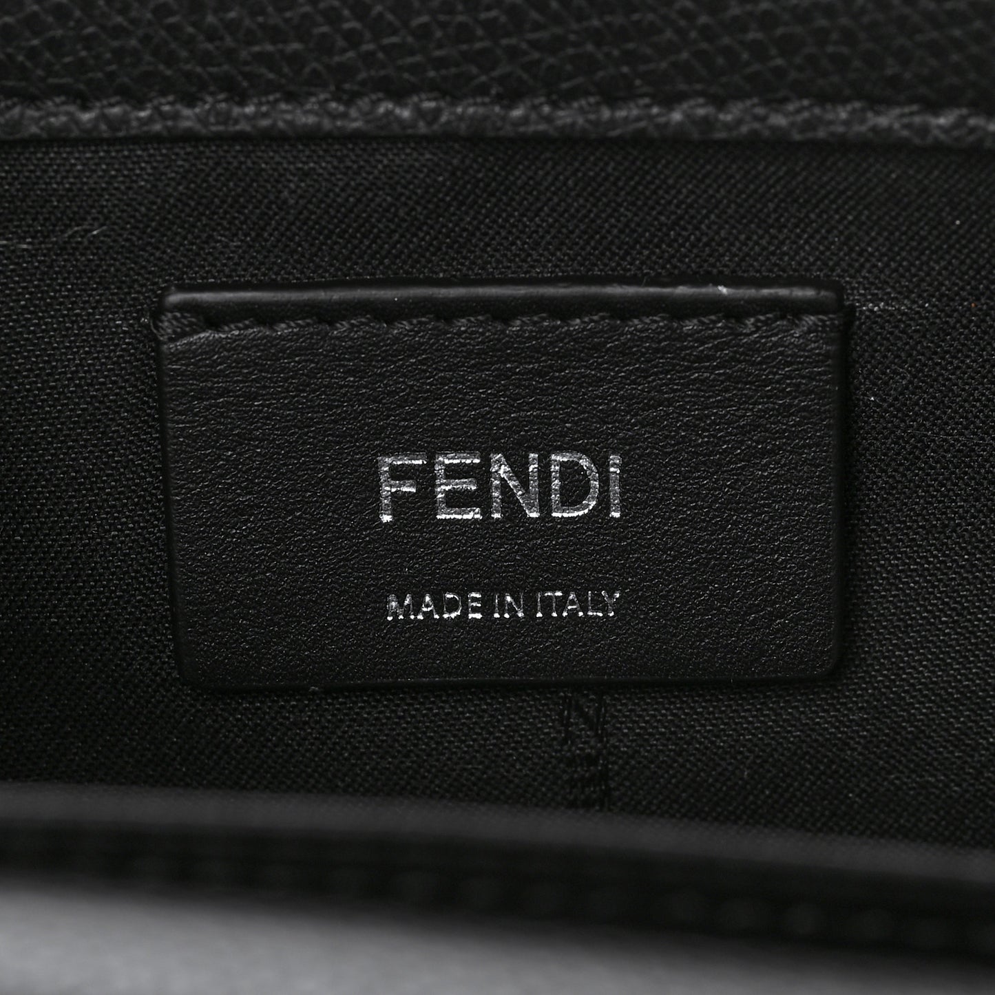 Vitello Cruise F is Fendi Wallet on Chain Black