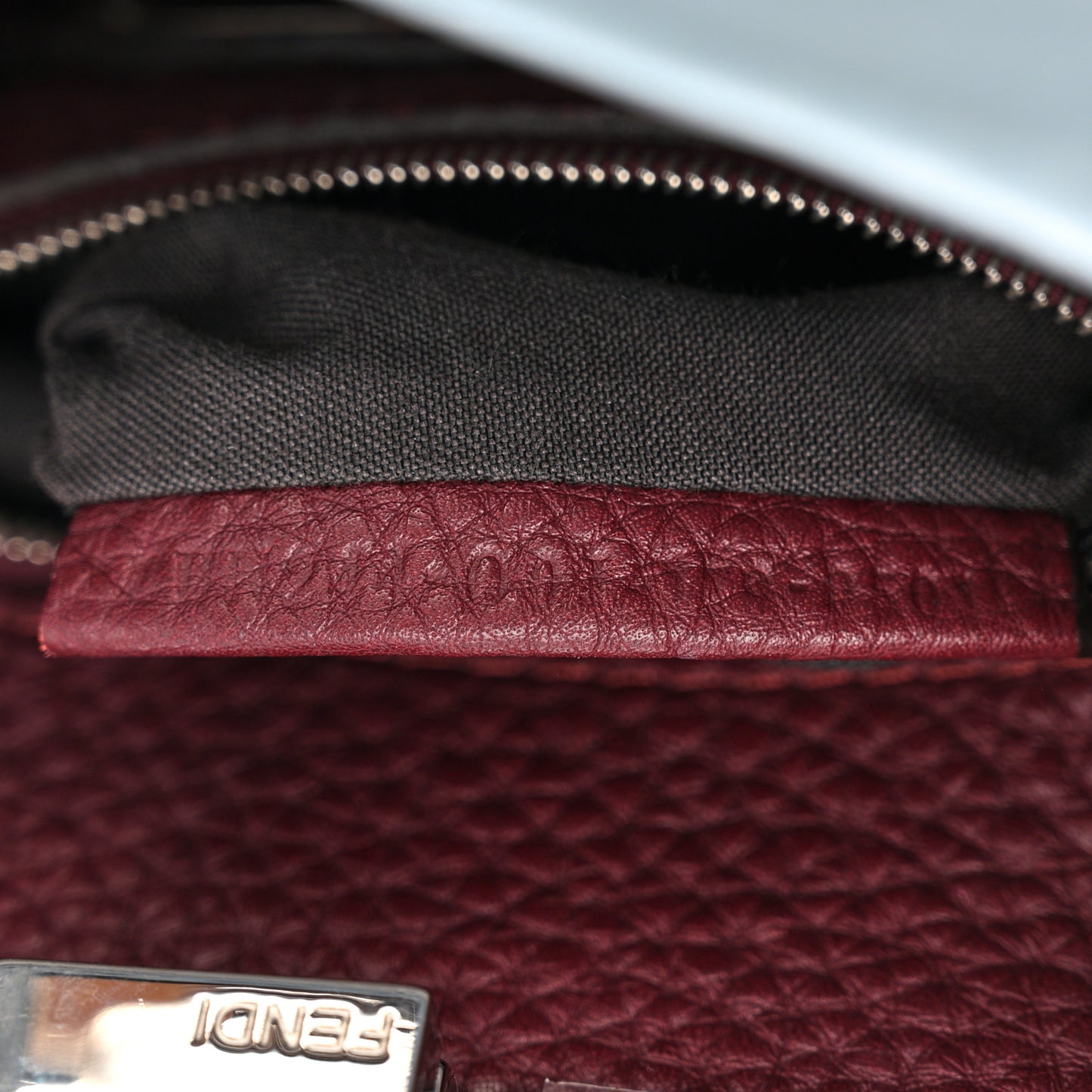 Cuoio Romano Selleria Bi-Color Mini Peekaboo Iconic Satchel Nube Bordeaux