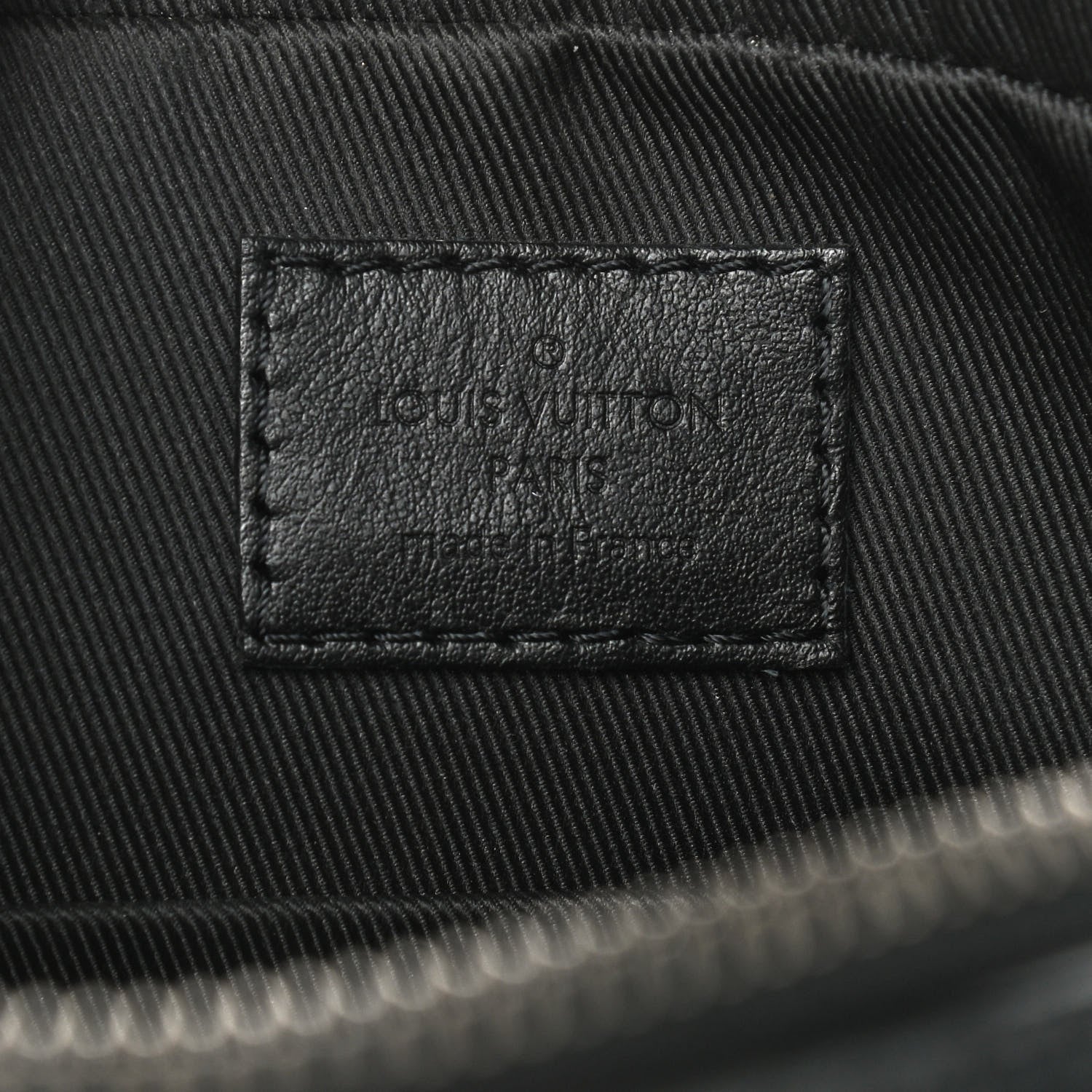 Louis Vuitton Reverse Monogram Eclipse Trio Messenger 6 of 9