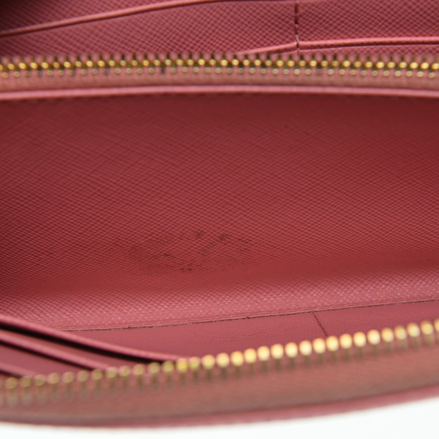 Saffiano Metal Zip Around Wallet Geranio
