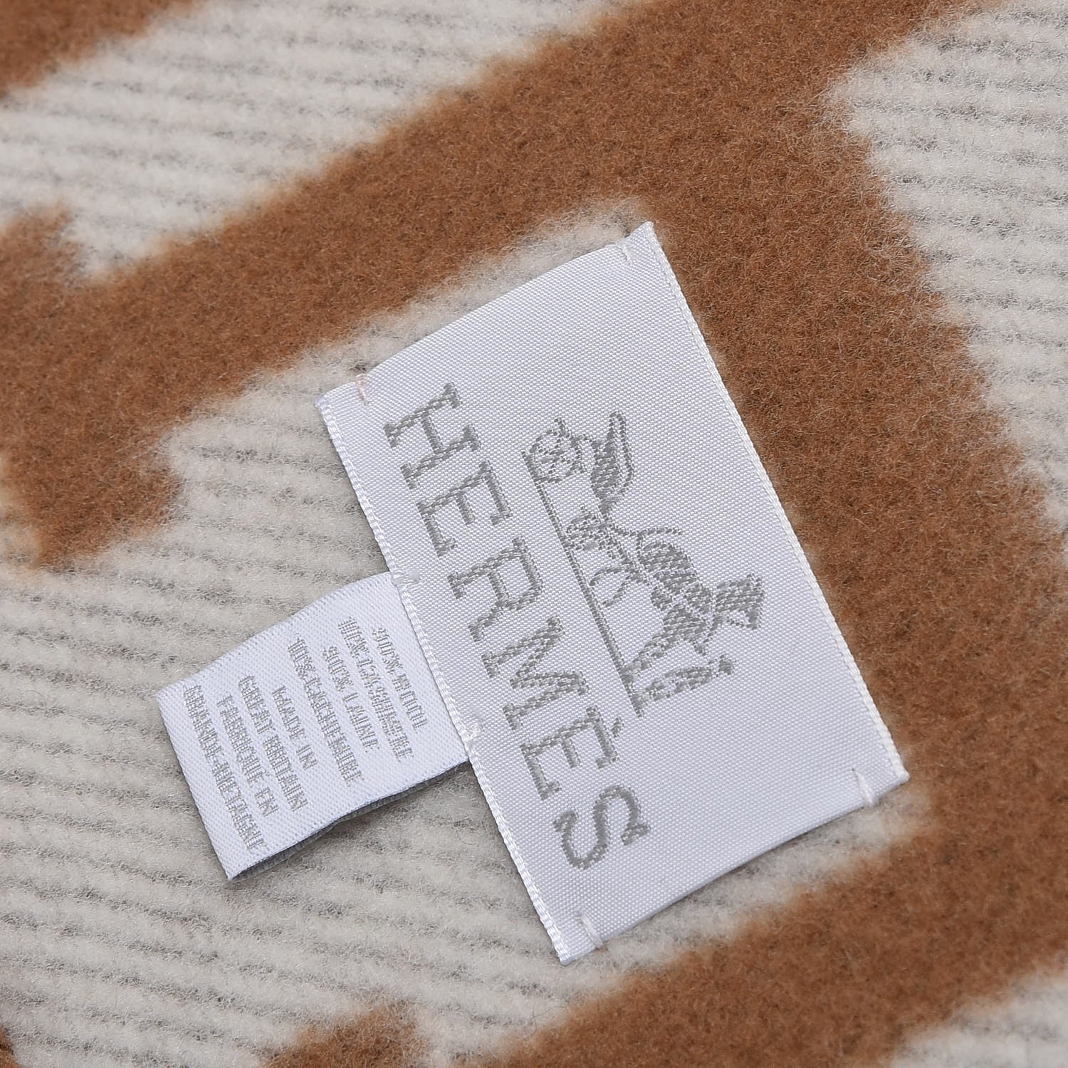 Hermes Wool Cashmere Avalon Blanket Ecru Camel 4 of 4