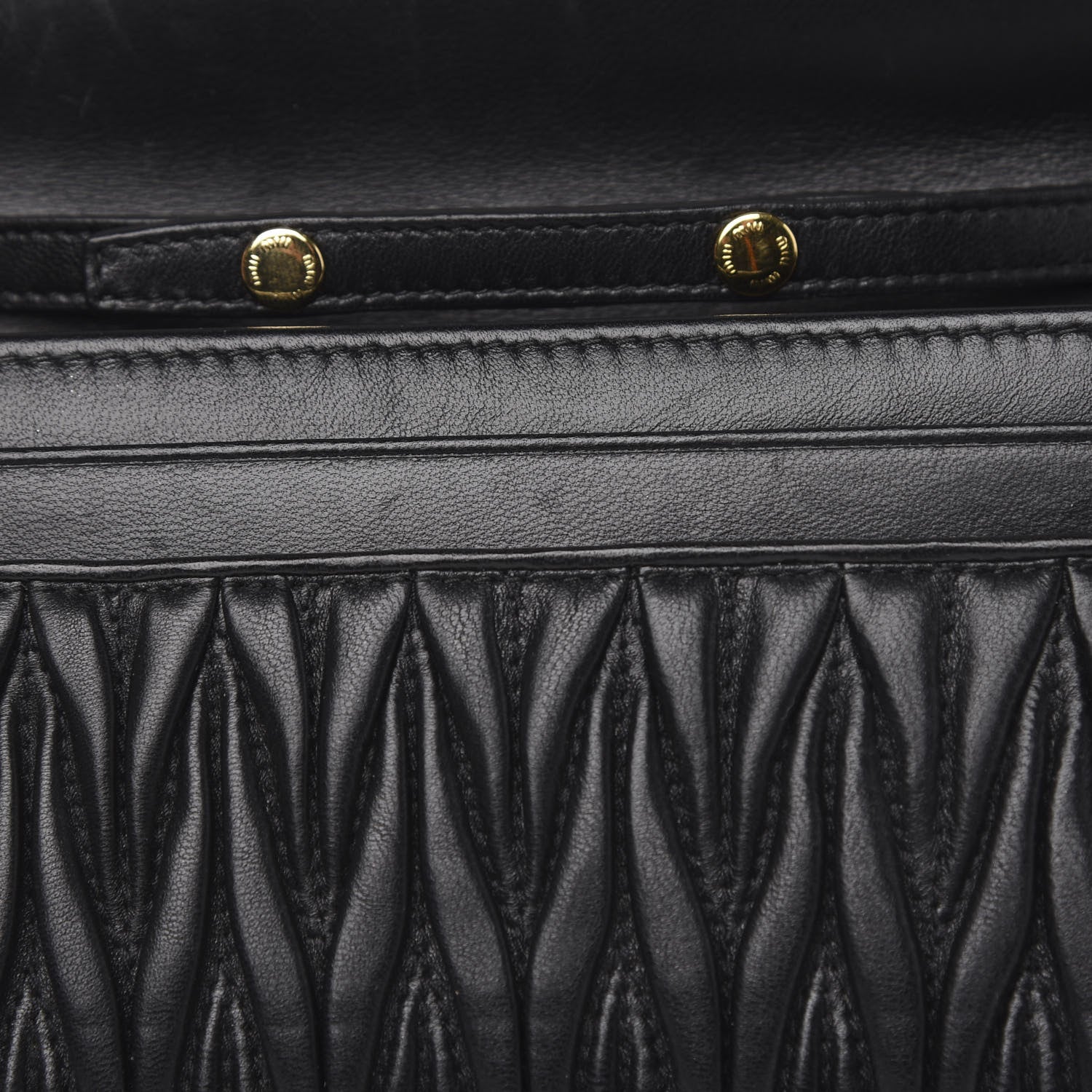 Miu Miu Nappa Matelasse Wallet On Chain Black 13 of 13