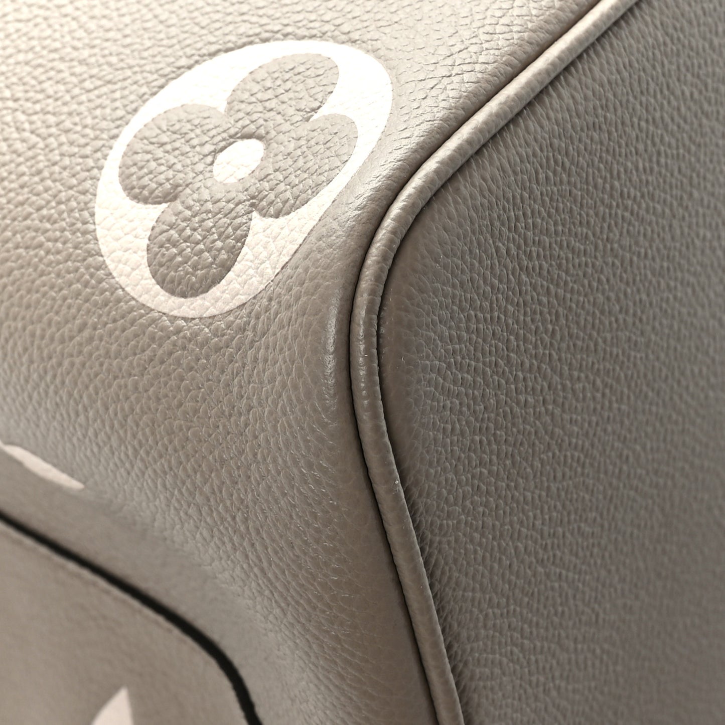 Empreinte Monogram Giant Neonoe MM Tourterelle Creme