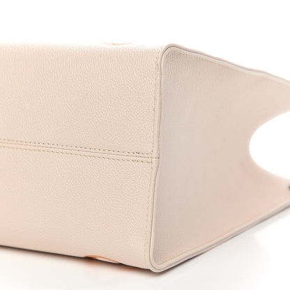 Louis Vuitton Empreinte Monogram Giant By The Pool Onthego MM Cream Saffron 10 of 11
