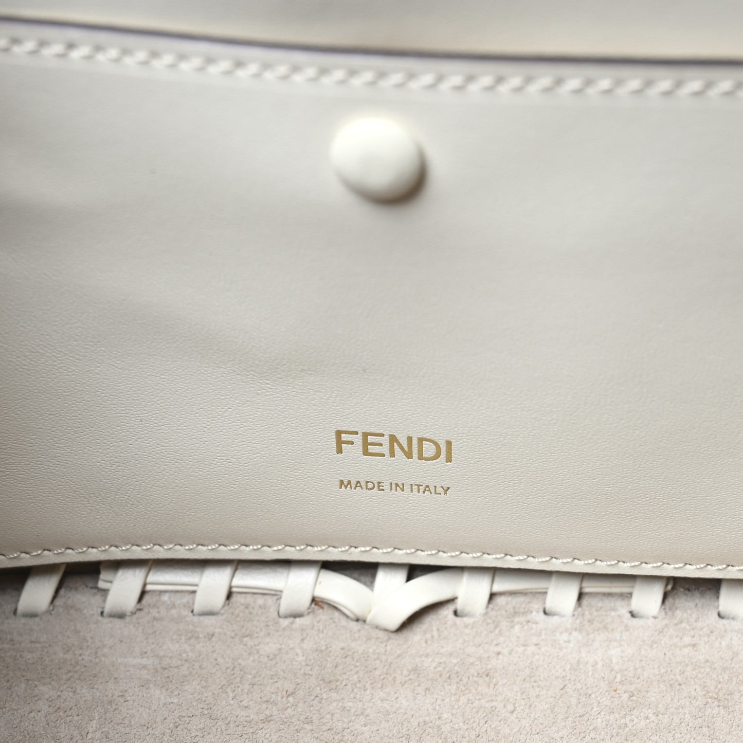 Vitello King Ceylon Woven Baguette White Ice